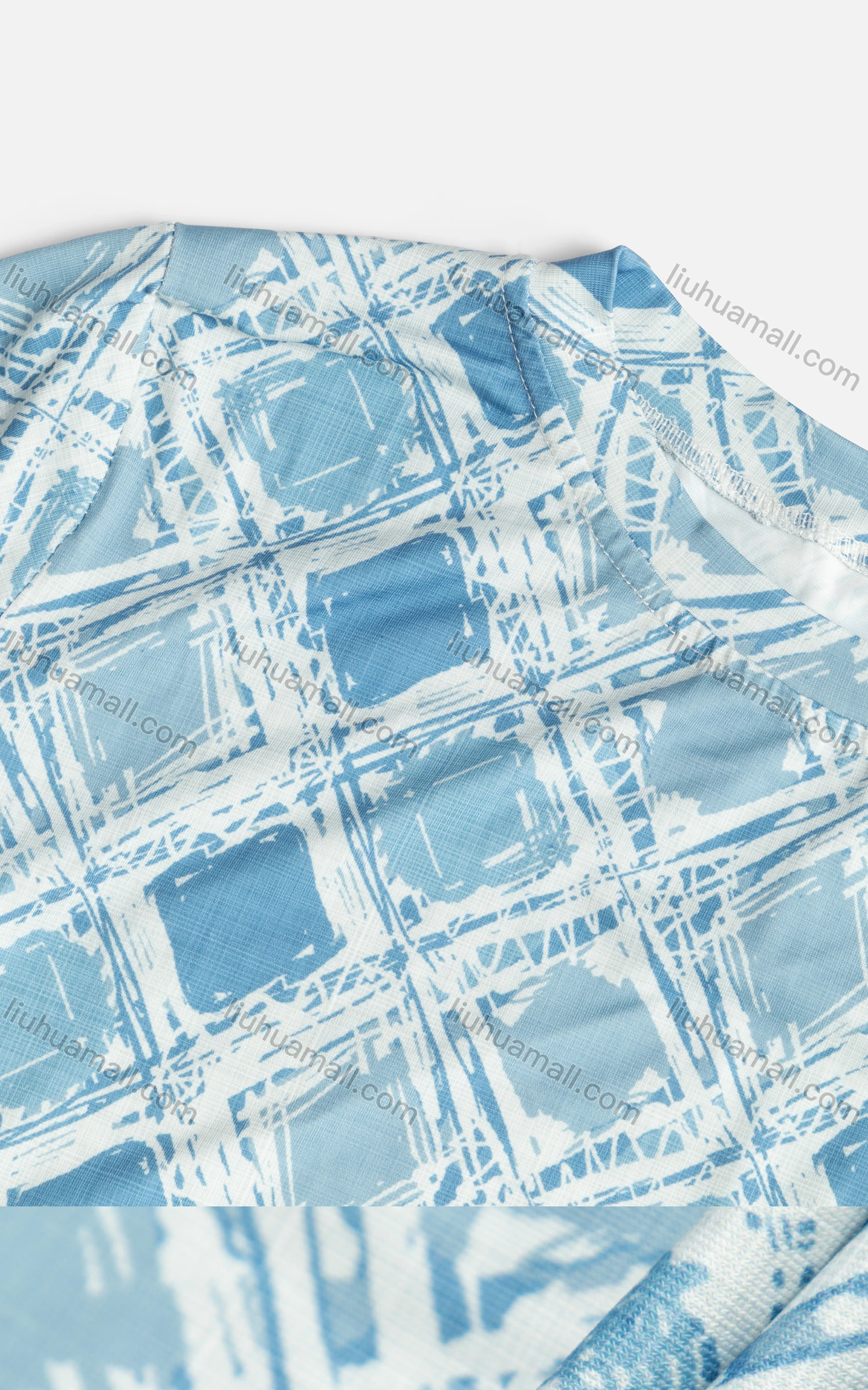 Wholesale Women's Casual Crew Neck Short Sleeve Curved Hem Plaid Blouse - Liuhuamall