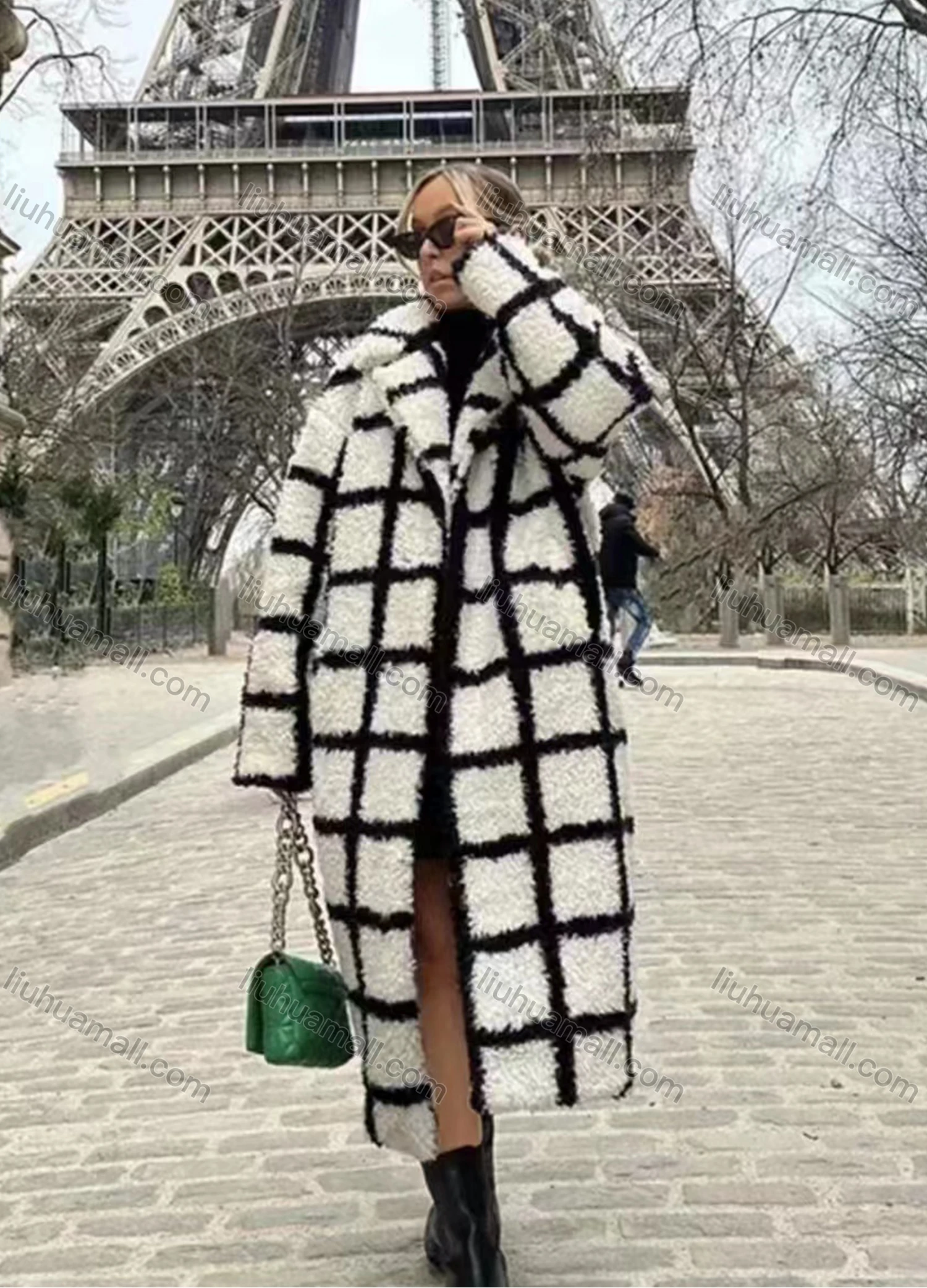 Wholesale Women's Casual Lapel Fuzzy Plaid Thermal Lined Long OverCoat - Liuhuamall