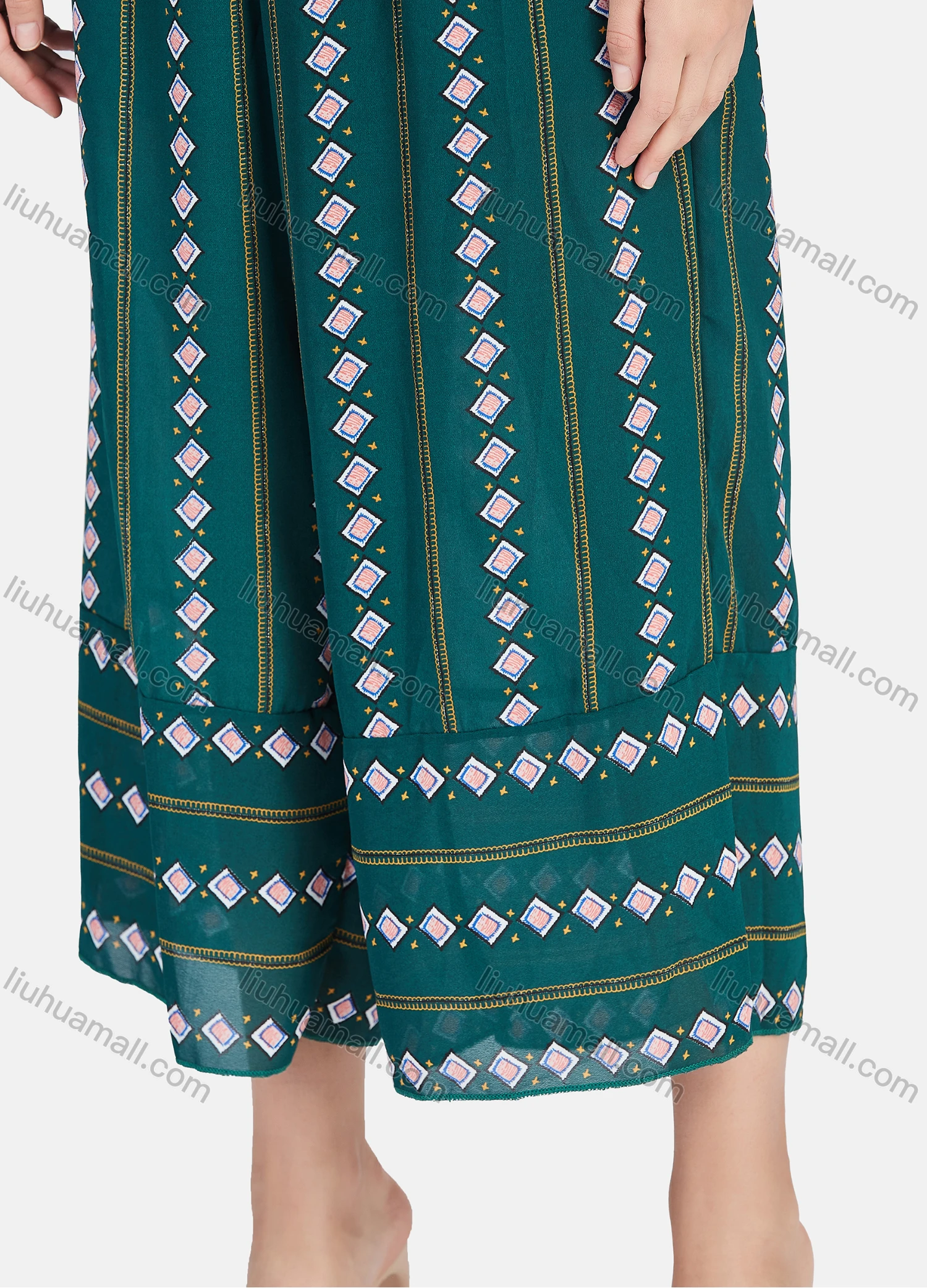 Wholesale Women's Strapless Vacation Tribal Print loose Fit Jumpsuit - Liuhuamall