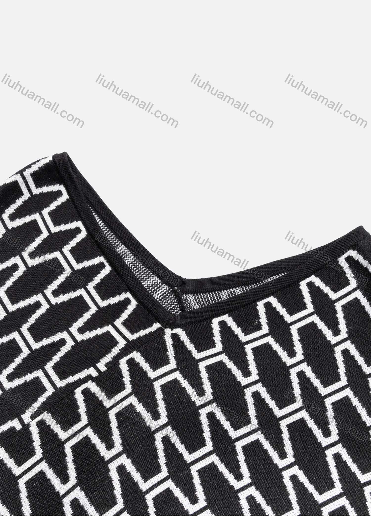 Wholesale Women's Casual Geometric Pattern Tassel Trim Pullover Wraps JT0028# - Liuhuamall