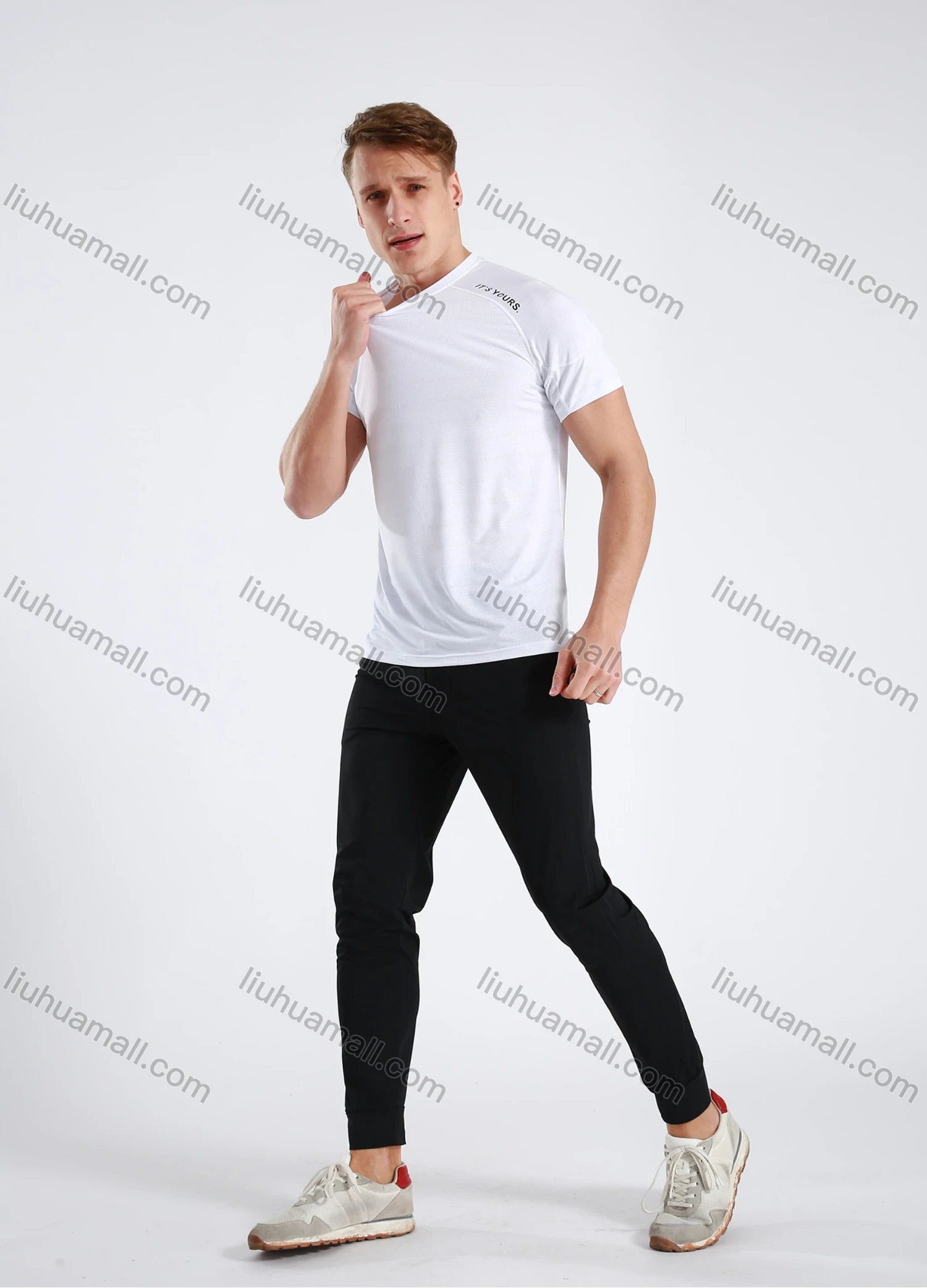 Wholesale Men's Athletic Workout Breathable Quick Dry Short Sleeve T-shirt B90082# - Liuhuamall