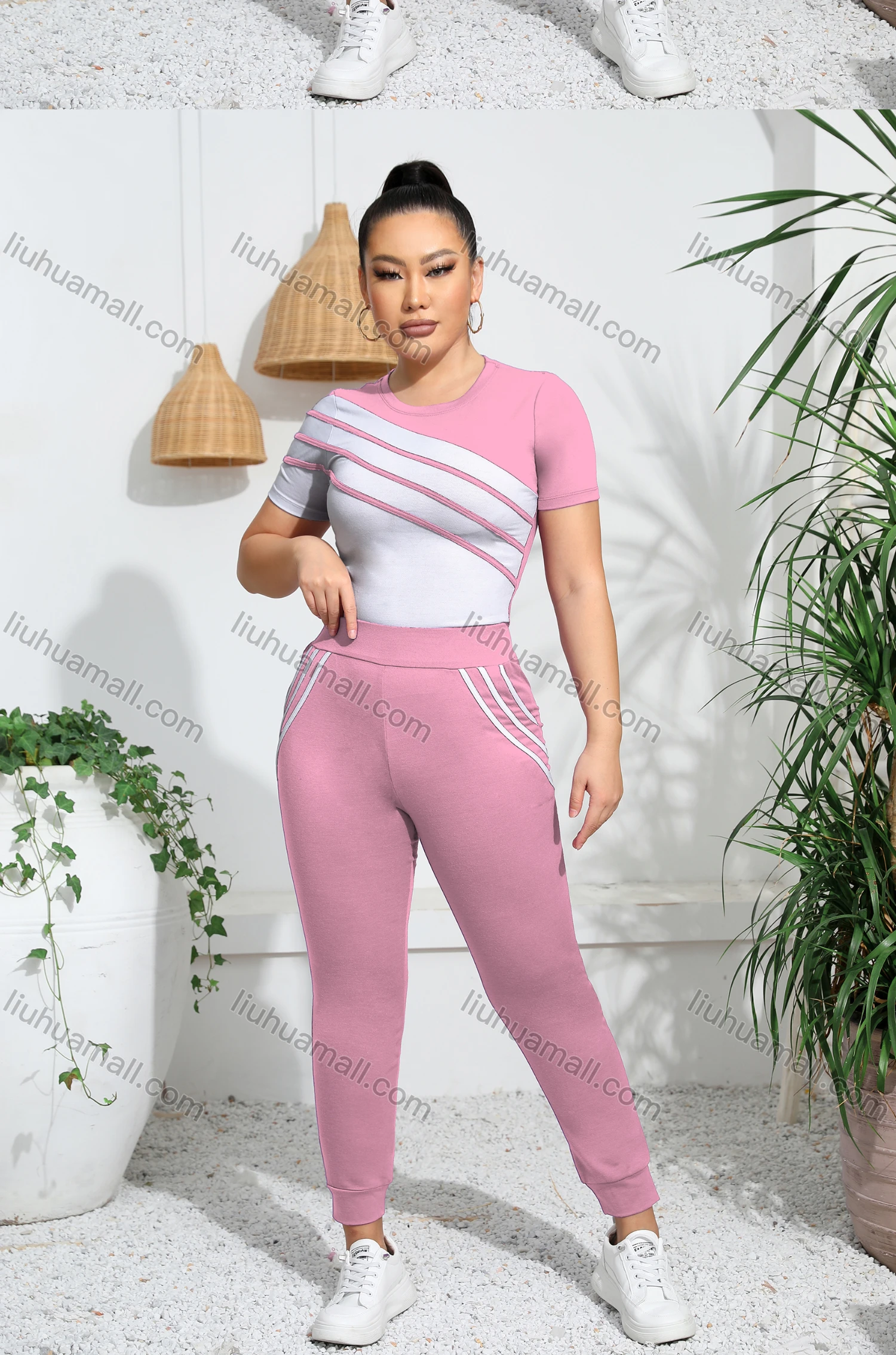 Wholesale Women's Sporty Short Sleeve Striped T-shirt Sweatpants 2-piece Set - Liuhuamall