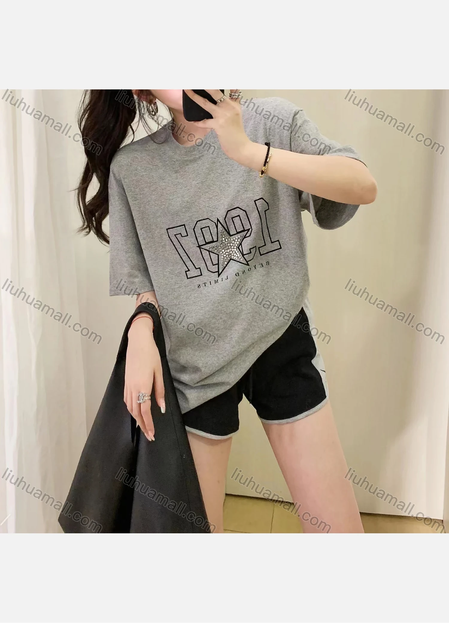 Wholesale Women's Casual Round Neck Half Sleeve Rhinestone Appliques Tee 2Y112# - Liuhuamall