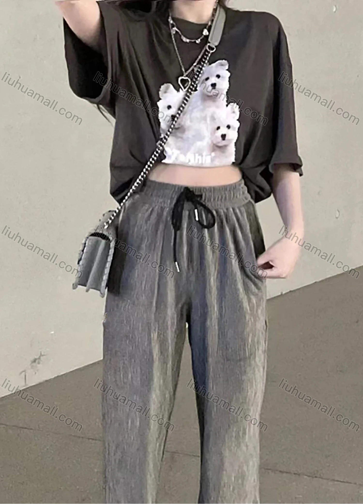 Wholesale Women's Casual Lovely Dog Graphic Round Neck Half Sleeve Tee 1043# - Liuhuamall