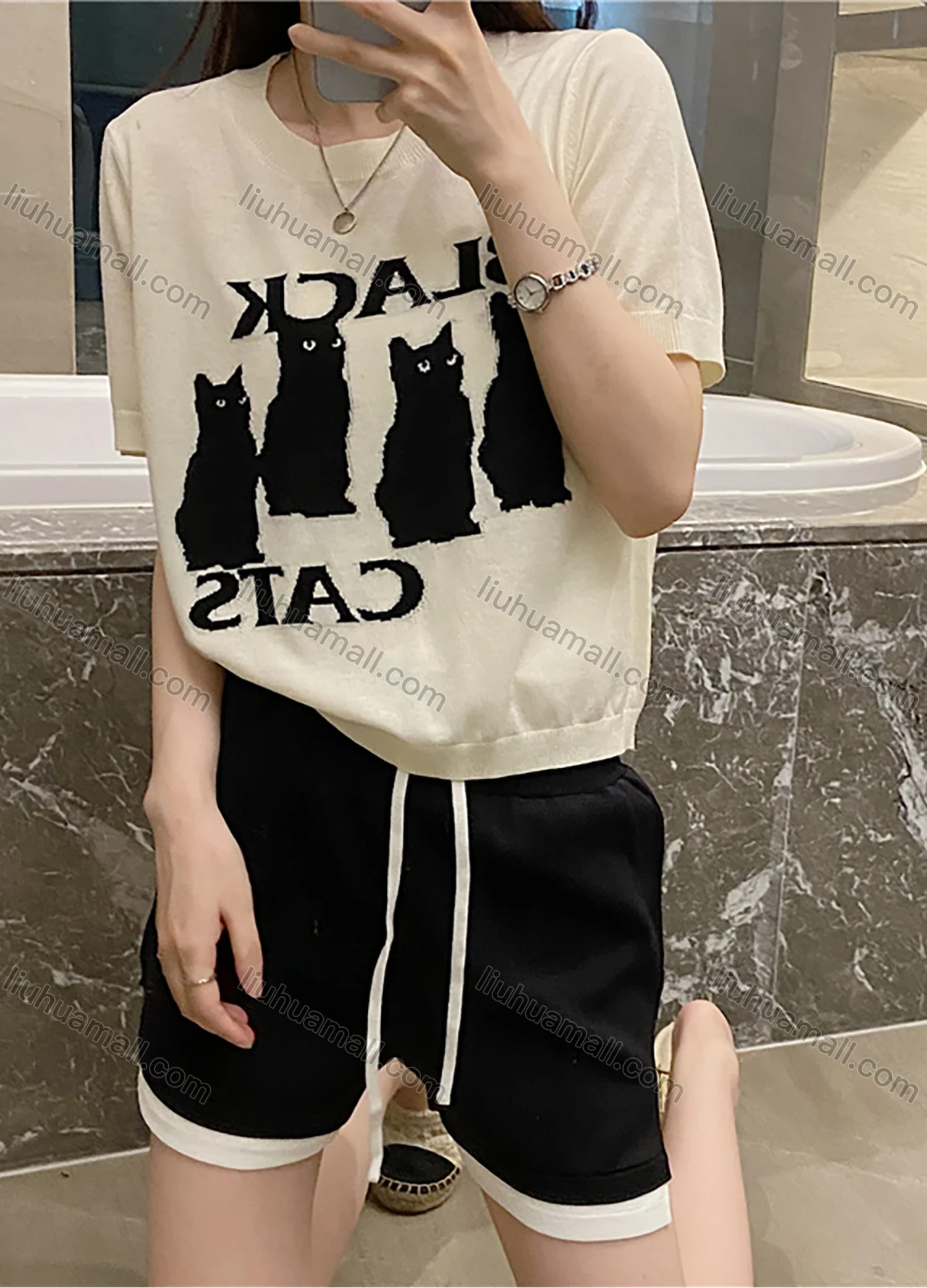 Wholesale Women's Casual Letter & Cartoon Graphic Round Neck Short Sleeve Tee 1049# - Liuhuamall