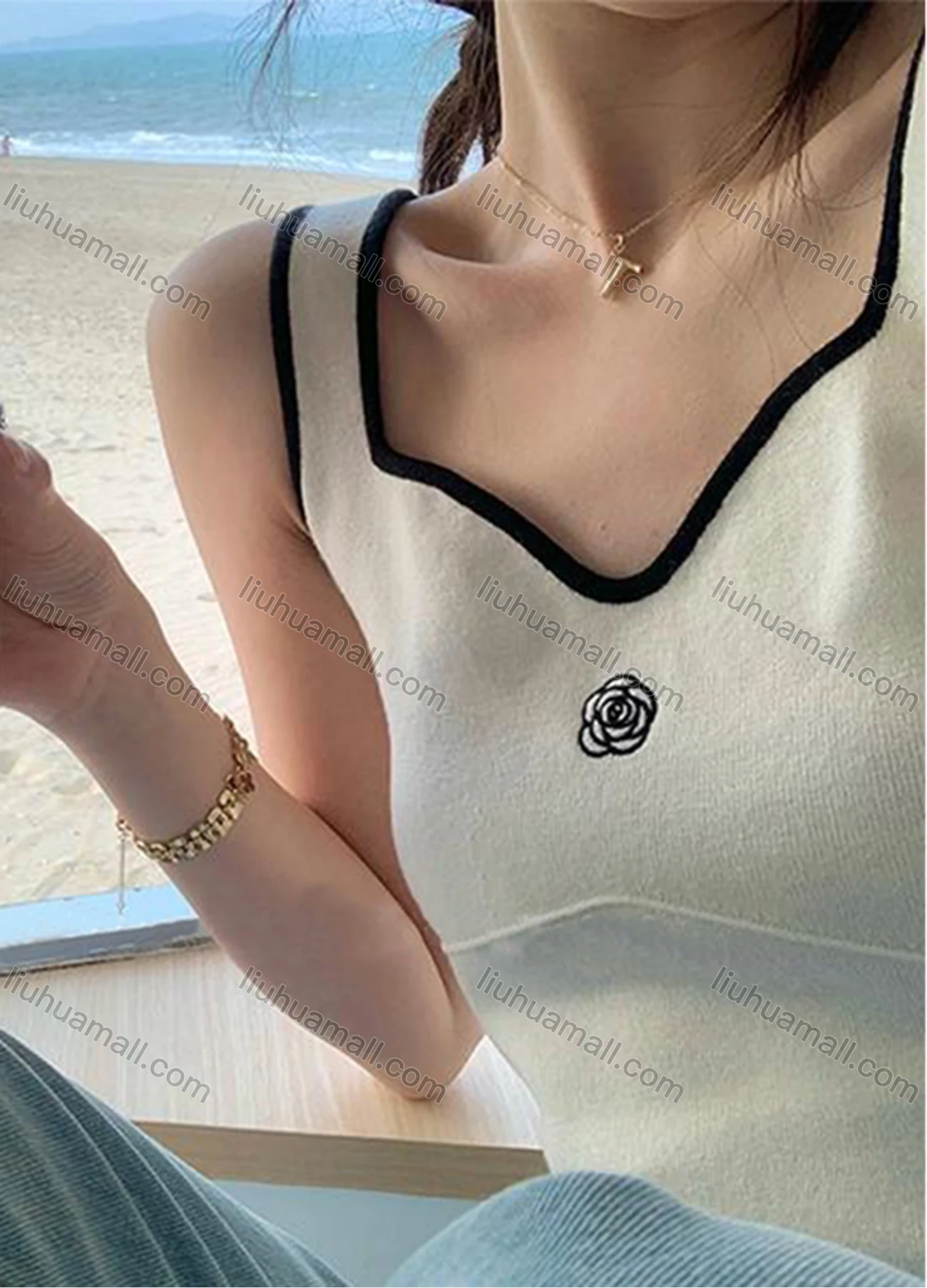 Wholesale Women's Casual Sweetheart Neck Tank Top 8061# - Liuhuamall