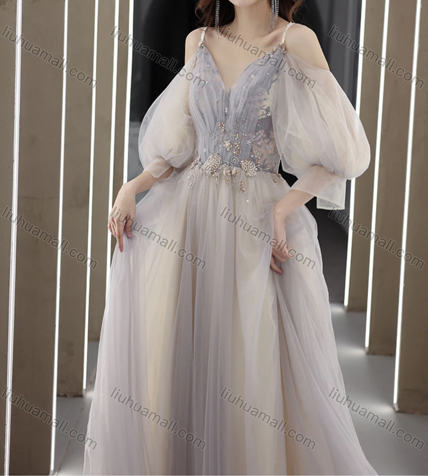 Wholesale Women's Elegant Mesh Puff Sleeve Pleated V Neck Appliques Floor Length Evening Dress - Liuhuamall