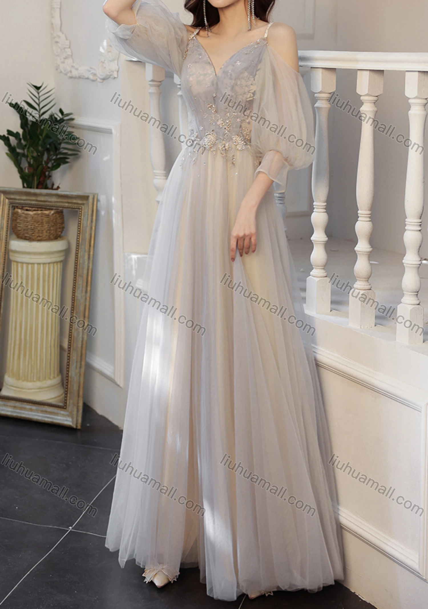 Wholesale Women's Elegant Mesh Puff Sleeve Pleated V Neck Appliques Floor Length Evening Dress - Liuhuamall