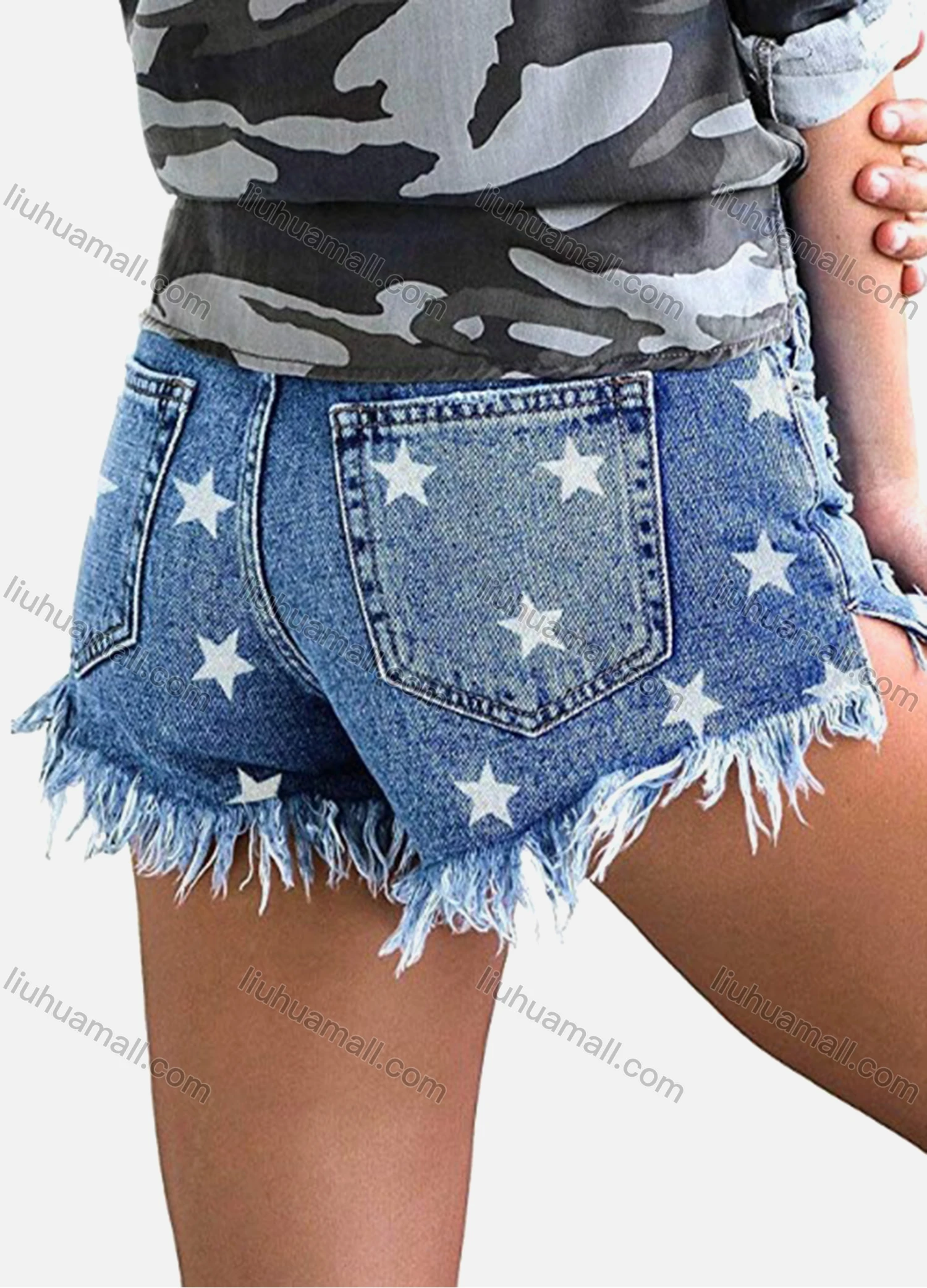 Wholesale Women's Stars Print Frayed Raw Hem Denim Shorts - Liuhuamall