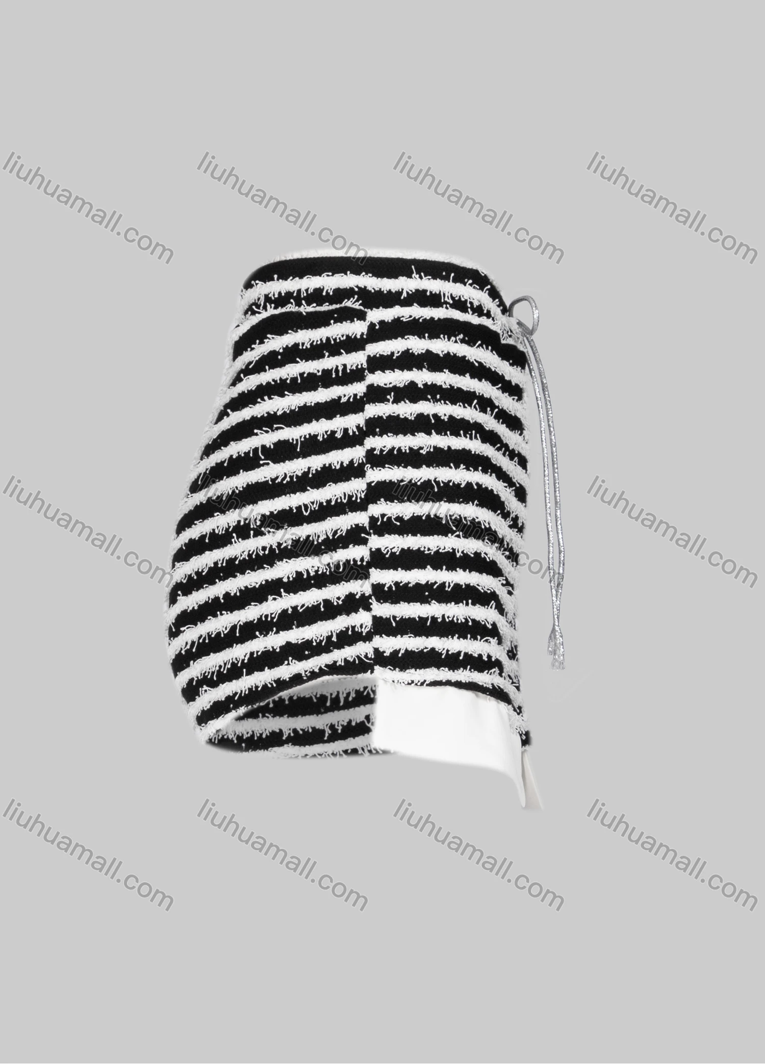 Wholesale Women's Striped Frayed Raw Trim Drawstring Shorts - Liuhuamall