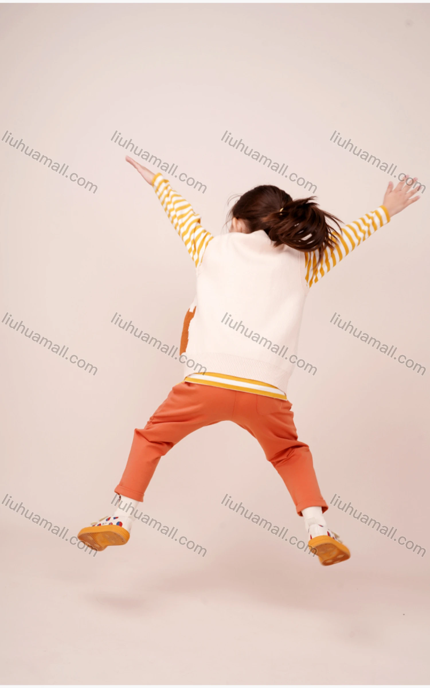 Wholesale Kids Lovely Cartoon Print Button Down Knit Sweater Vest Cardigan MB21AMY447# - Liuhuamall