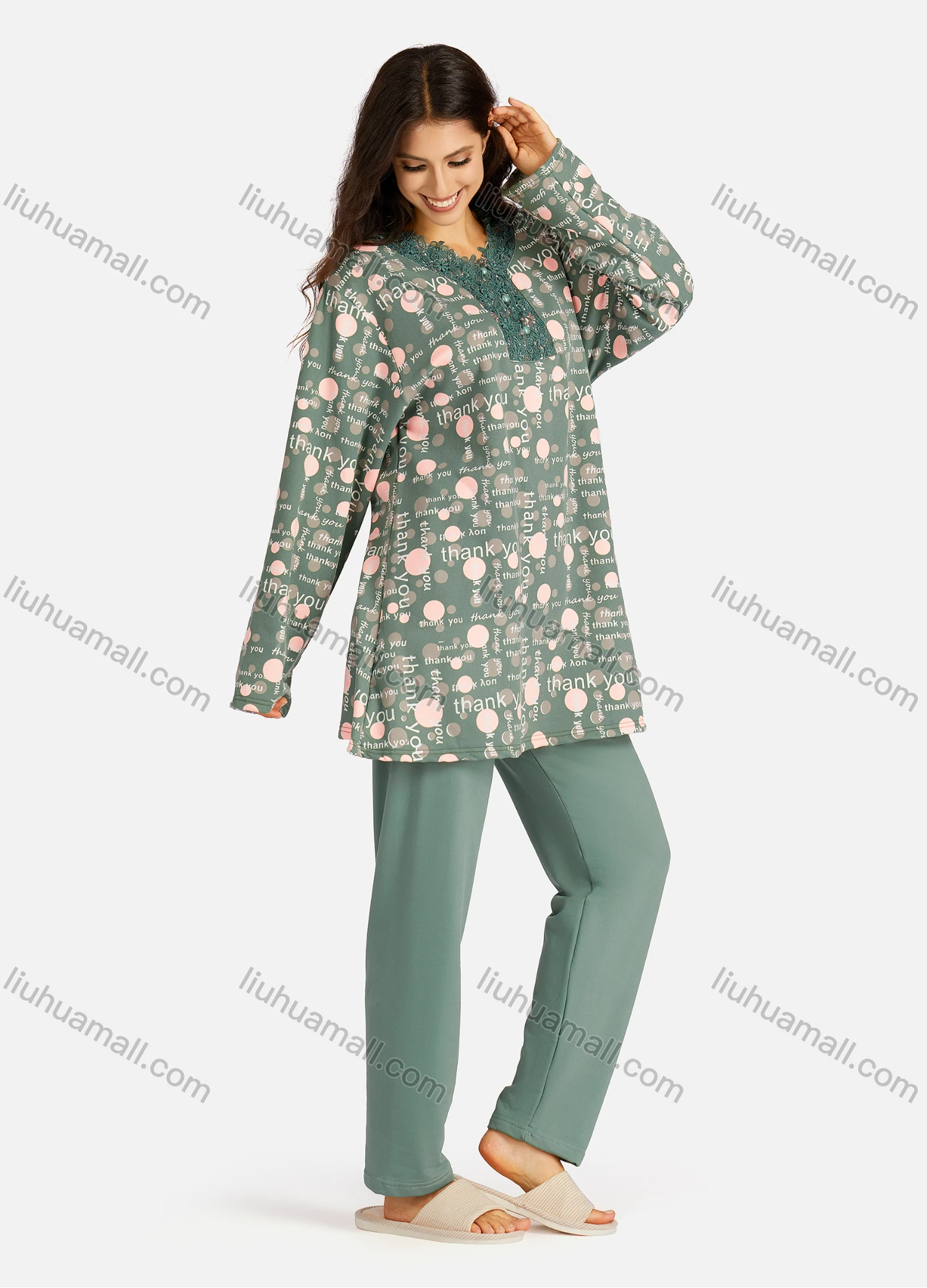 Wholesale Women's Embroidery Collared Allover Font Print Long Sleeve Lounge Pajama 2 Piece Set - Liuhuamall