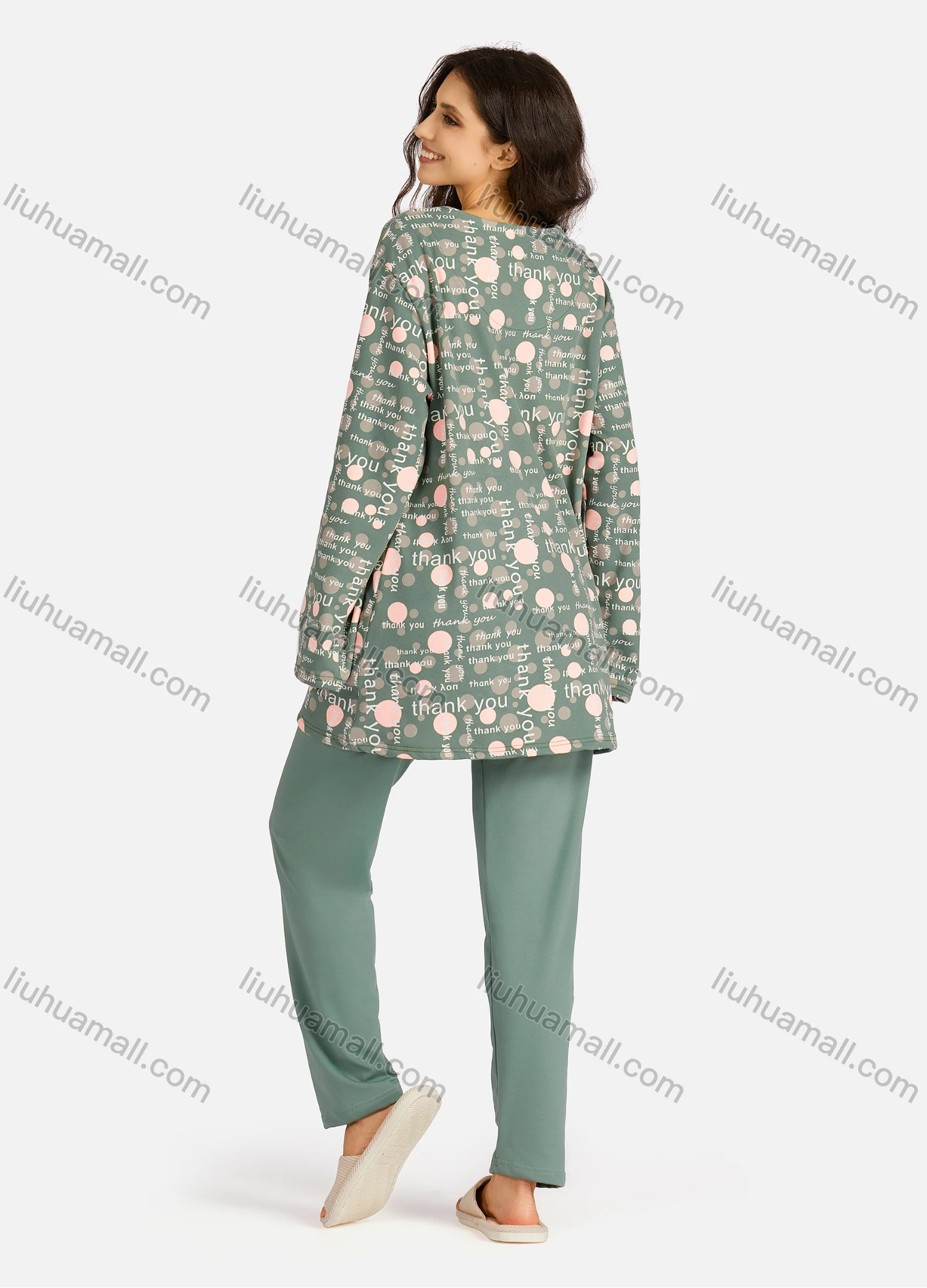 Wholesale Women's Embroidery Collared Allover Font Print Long Sleeve Lounge Pajama 2 Piece Set - Liuhuamall