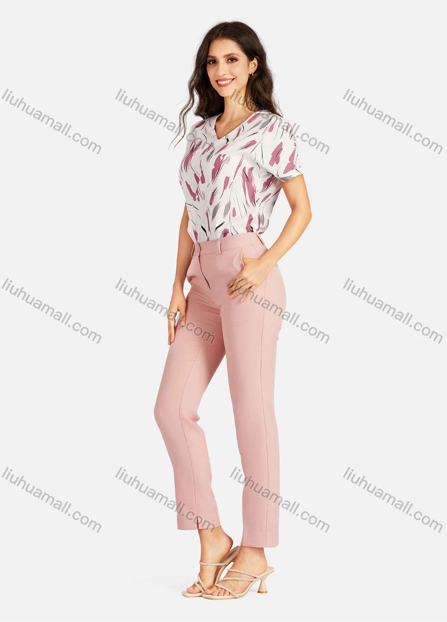 Wholesale Women's Casual Allover Print V Neck Short Sleeve Tee - Liuhuamall