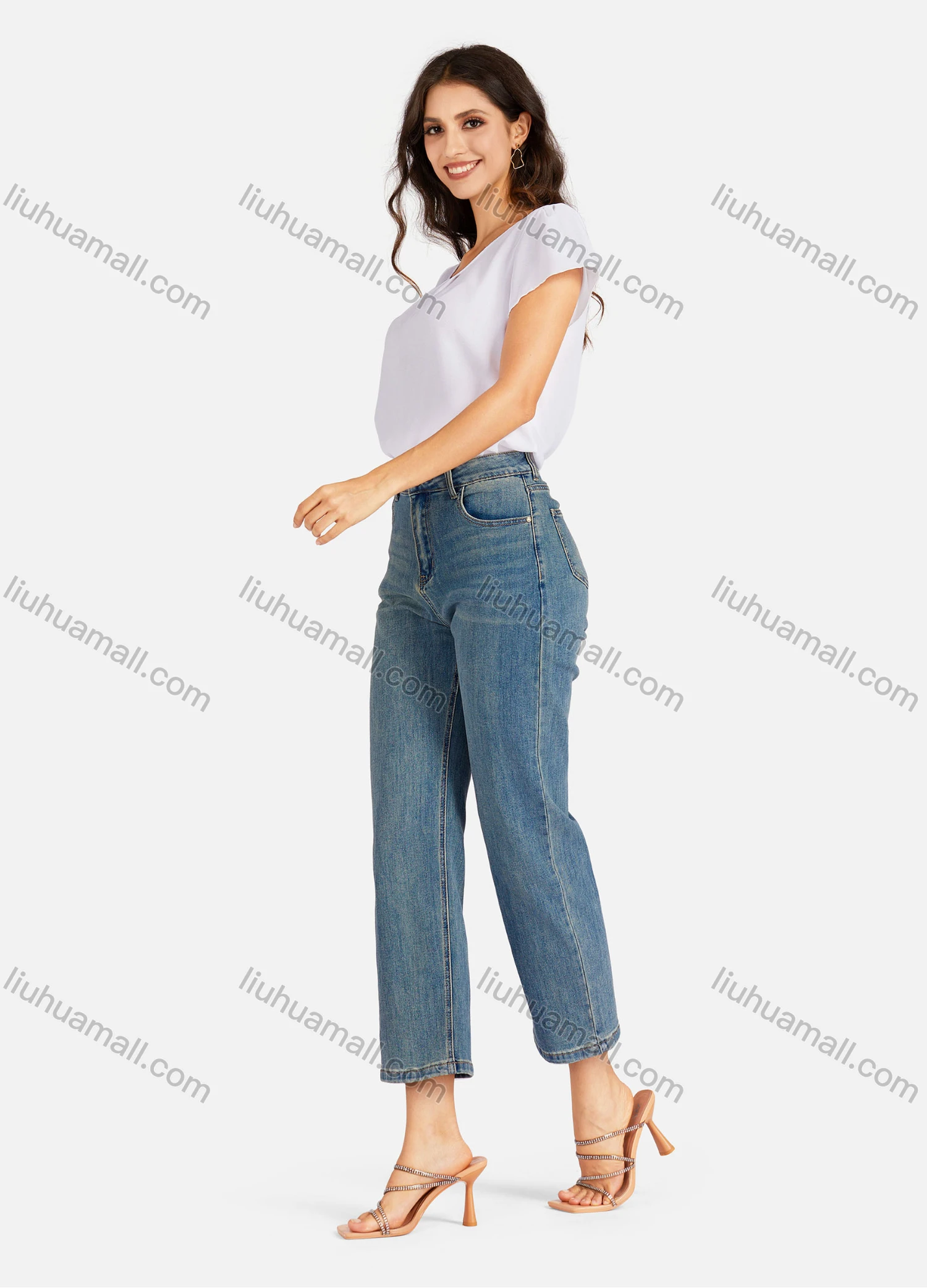 Wholesale Women's Casual Plain Round Neck Short Sleeve Tee - Liuhuamall