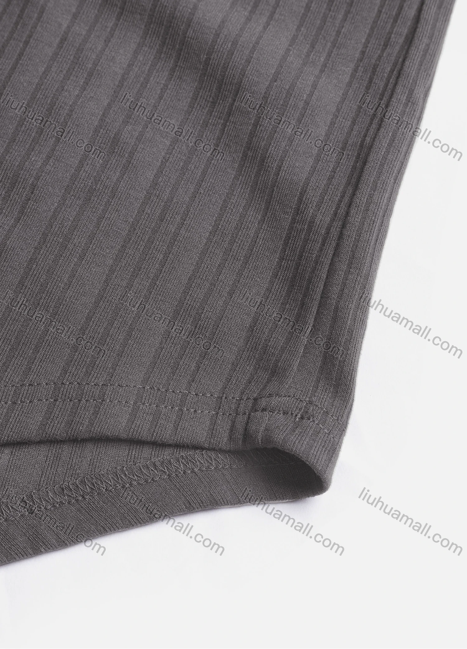 Wholesale Men's Casual Plain Round Neck Patch Pocket Sleeveless Tank Tops M1008# - Liuhuamall