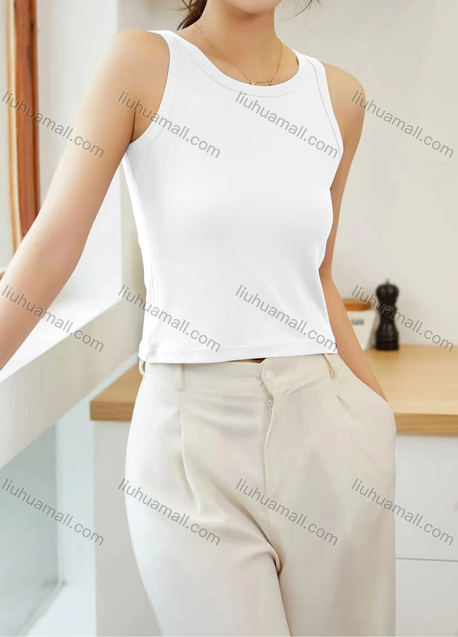 Wholesale Women's Casual Plain Crew Neck Tank Top B164# - Liuhuamall