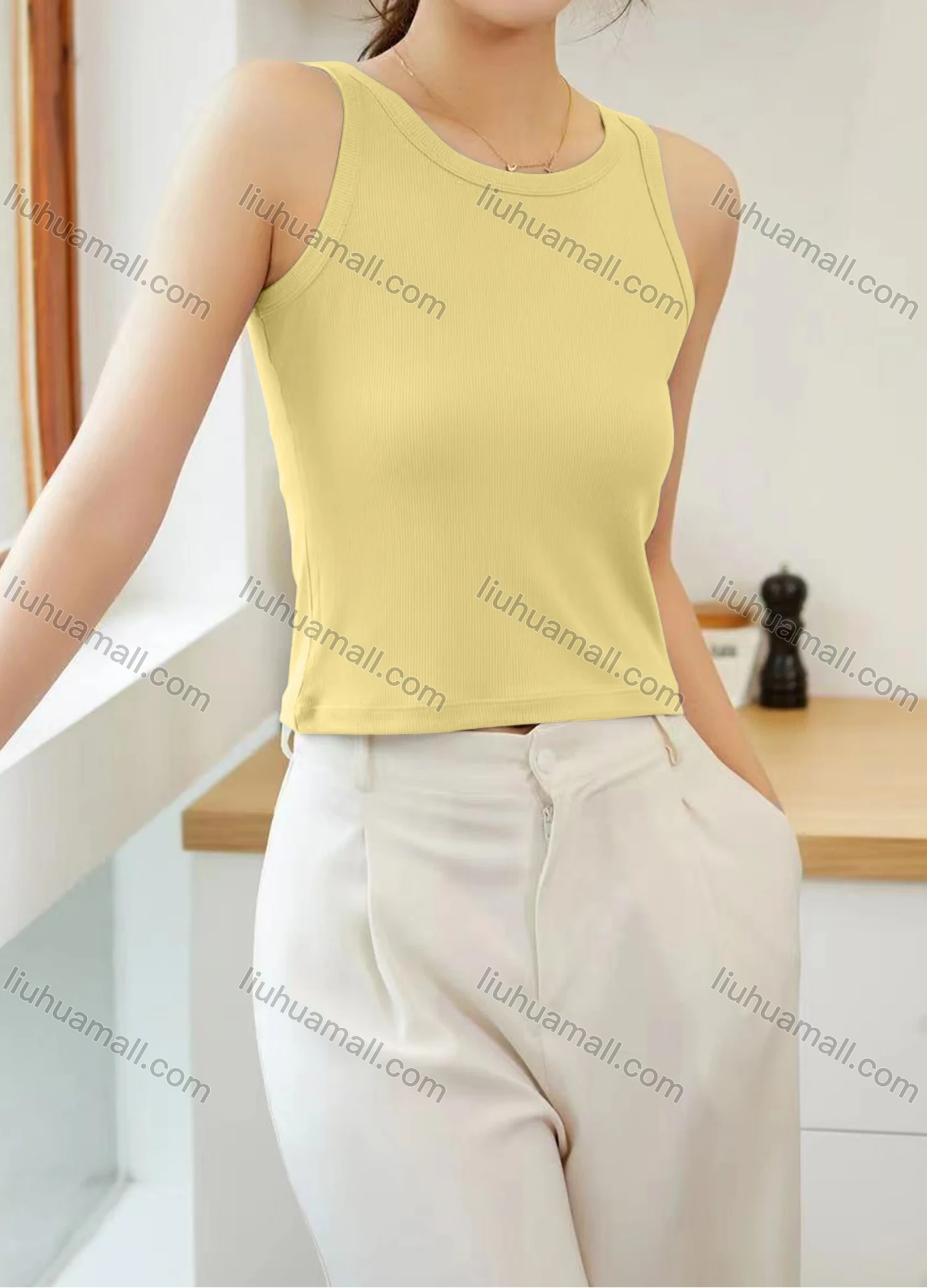 Wholesale Women's Casual Plain Crew Neck Tank Top B164# - Liuhuamall