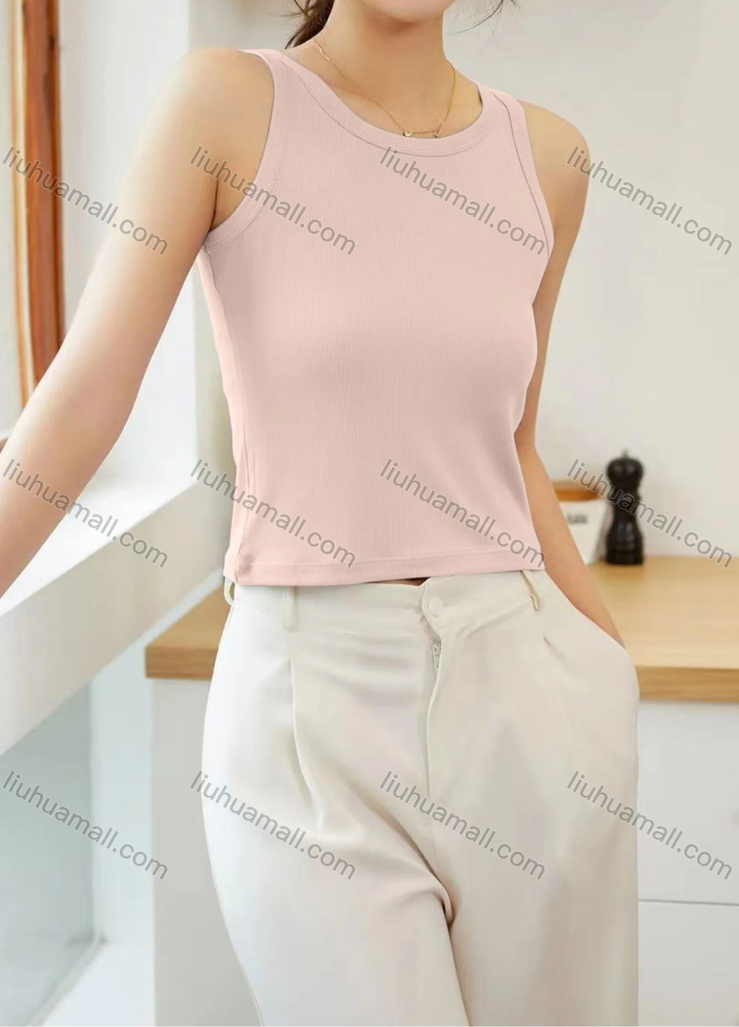 Wholesale Women's Casual Plain Crew Neck Tank Top B164# - Liuhuamall