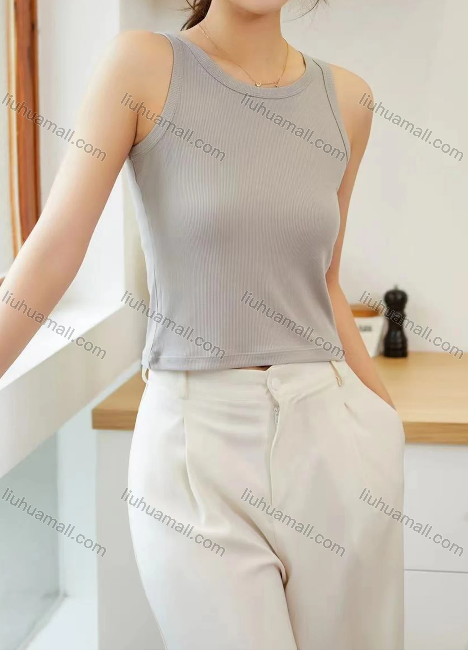 Wholesale Women's Casual Plain Crew Neck Tank Top B164# - Liuhuamall