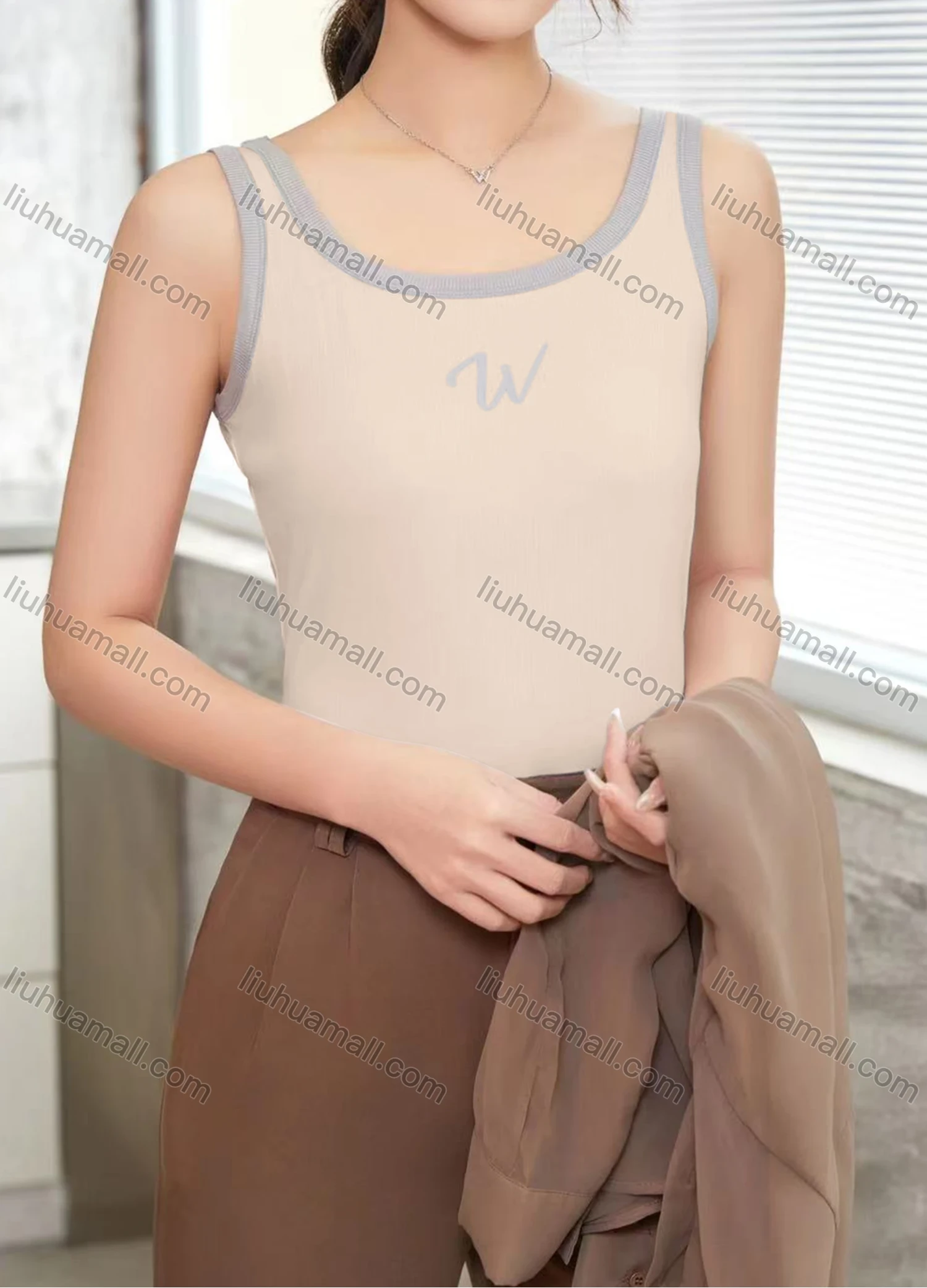 Wholesale Women's Casual Plain Letter Scoop Neck Contrast Tank Top B130# - Liuhuamall