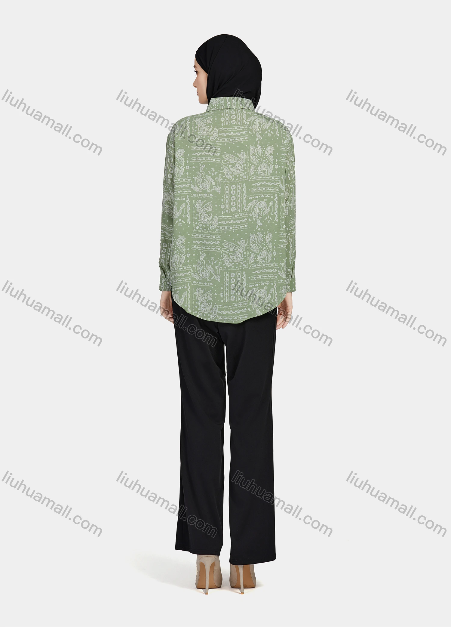 Wholesale Women's Casual Allover Paisley Print Patch Pockets Long Sleeve Button Down Shirt 1293# - Liuhuamall