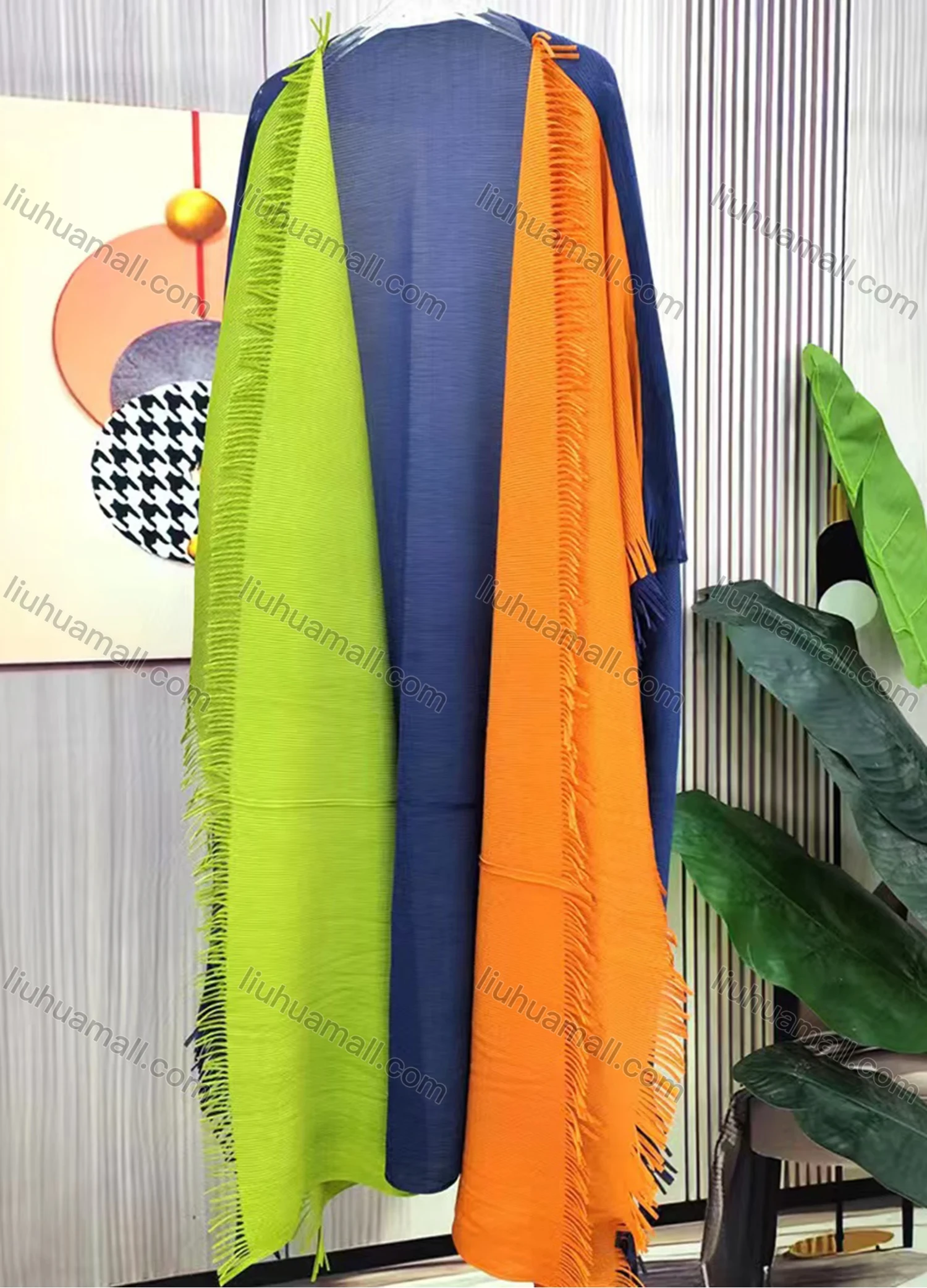 Wholesale Women's Loose Fit Colorblock Raw Hem Cape - Liuhuamall