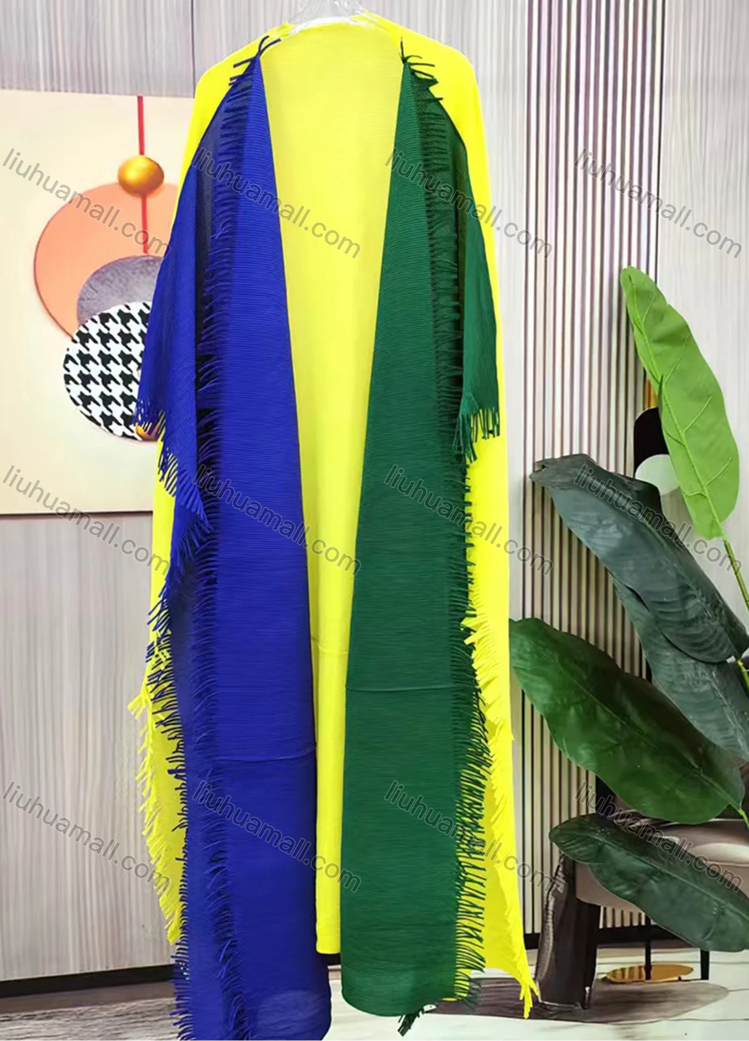 Wholesale Women's Loose Fit Colorblock Raw Hem Cape - Liuhuamall