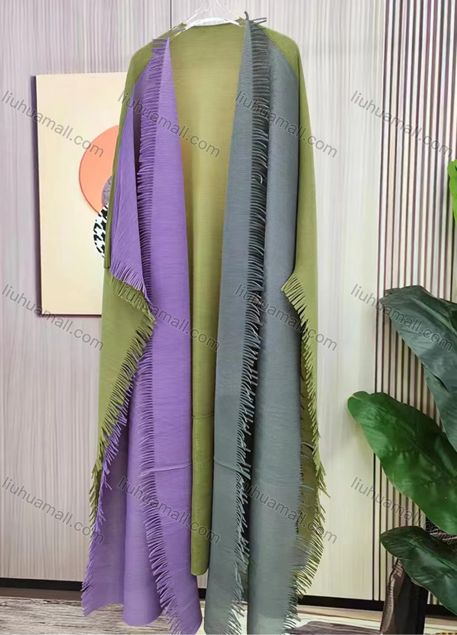 Wholesale Women's Loose Fit Colorblock Raw Hem Cape - Liuhuamall