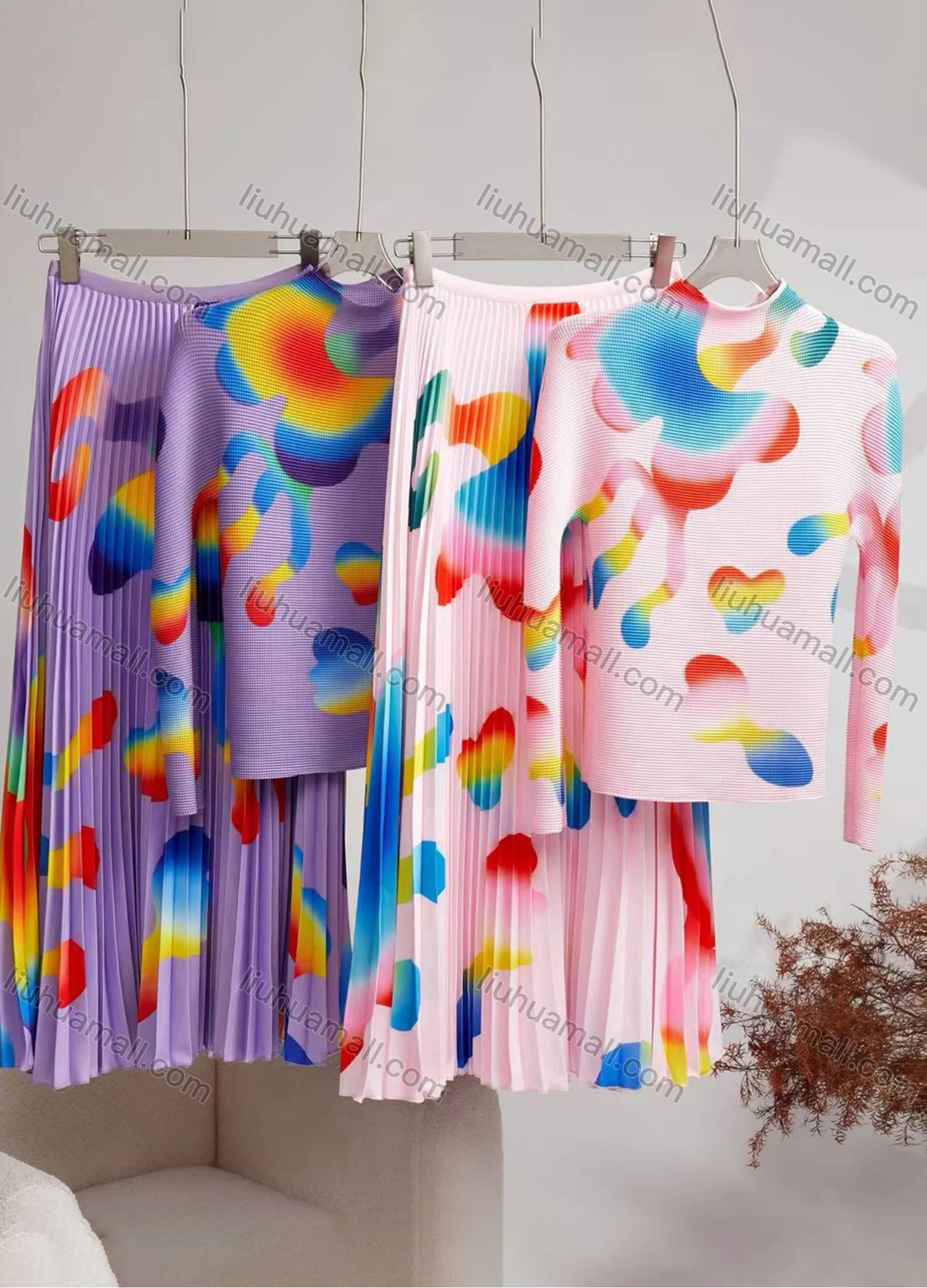 Wholesale Women's Casual Abstract Print Long Sleeve Maxi Pleated Skirt 2 Piece Set - Liuhuamall