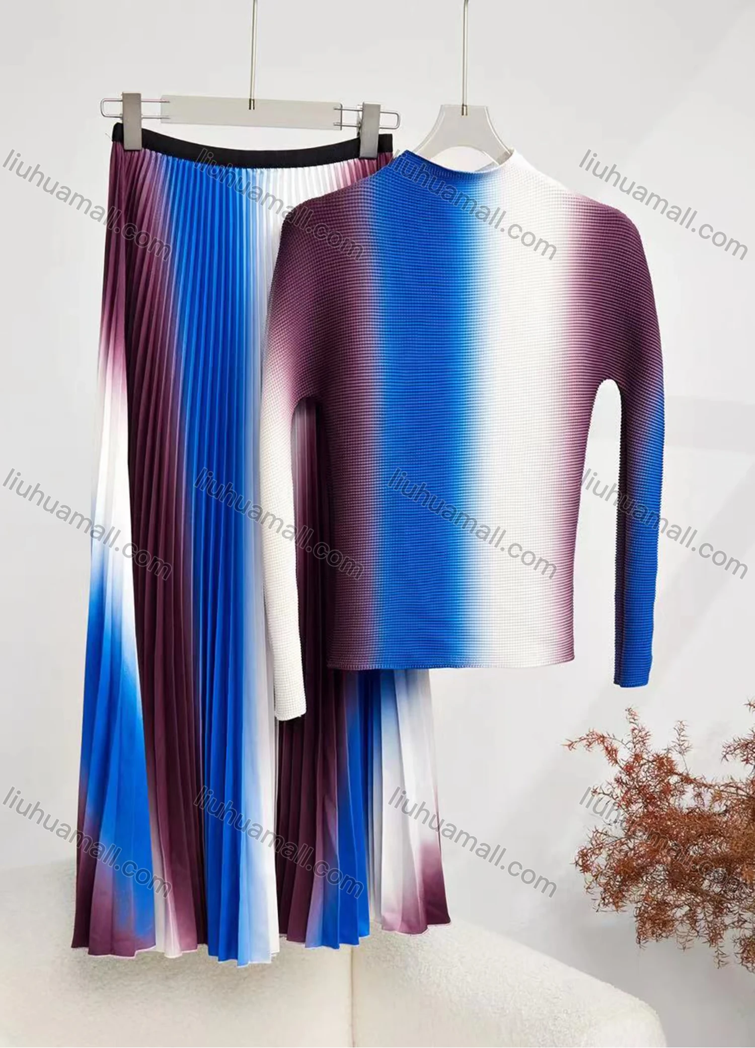 Wholesale Women's Casual Ombre Print Long Sleeve Maxi Pleated Skirt Suit - Liuhuamall