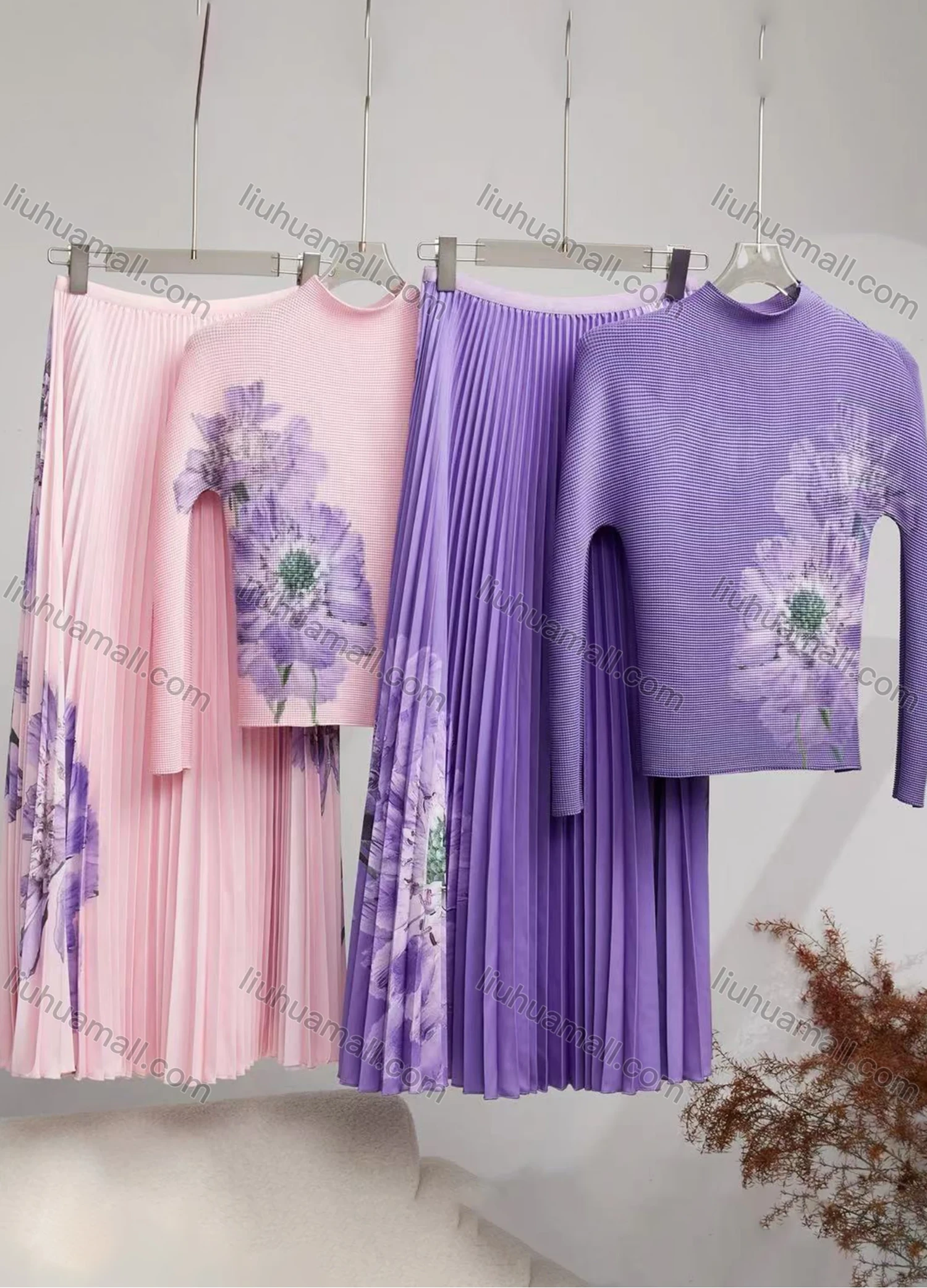 Wholesale Women's Casual Floral Print Long Sleeve Maxi Pleated Skirt 2 Piece Set - Liuhuamall