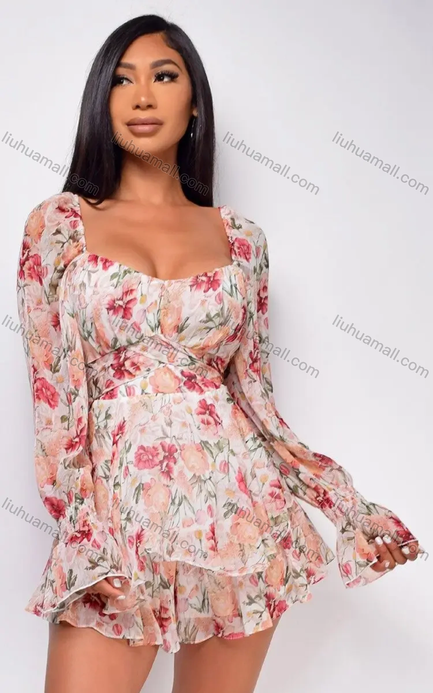Wholesale Women's Fashion Long Sleeve Sweetheart Neck Floral Print Tiered Hem Romper - Liuhuamall