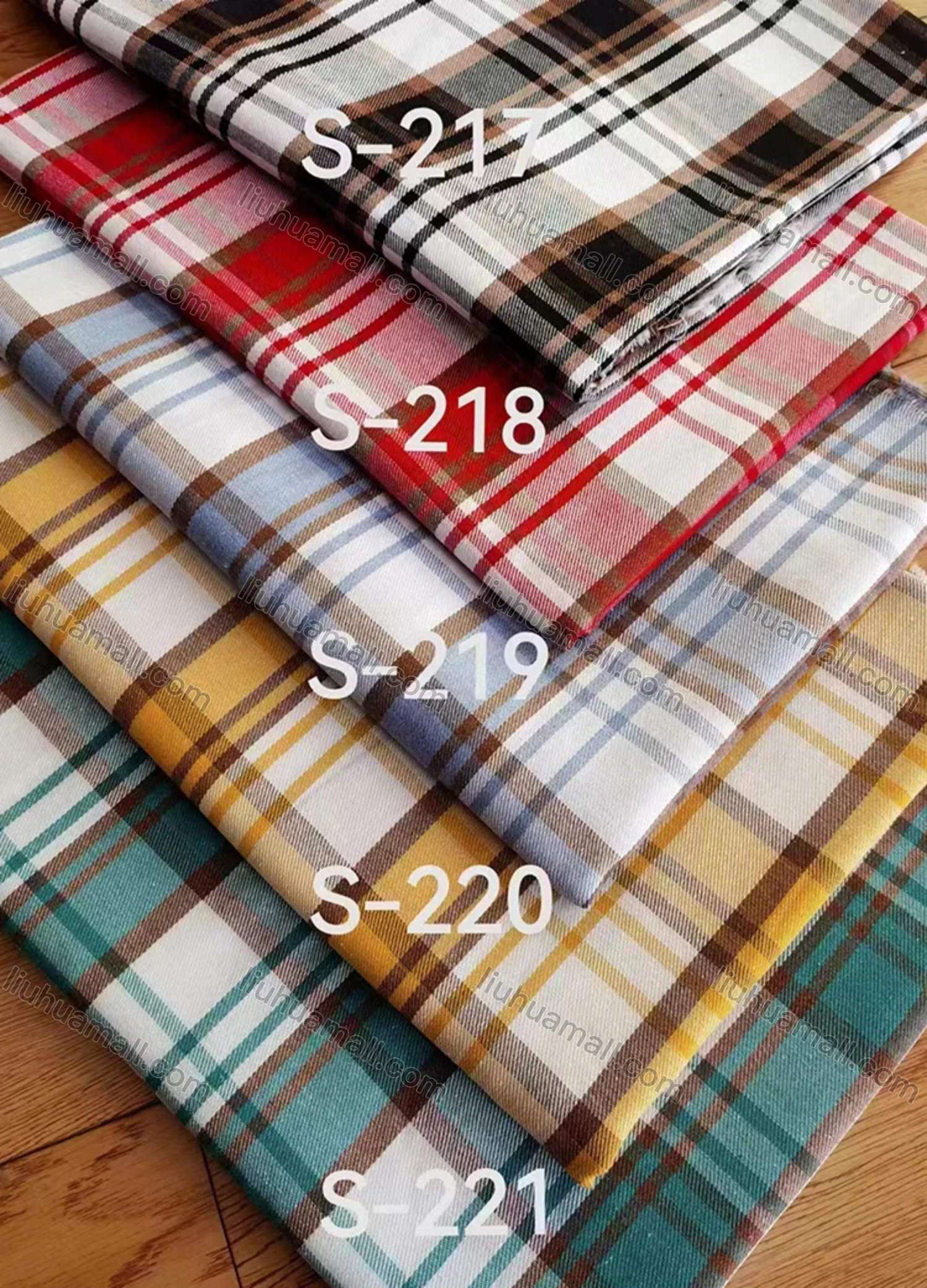 Wholesale Men's Casual Plaid Print Button Down Long Sleeve Shirts YM010# - Liuhuamall