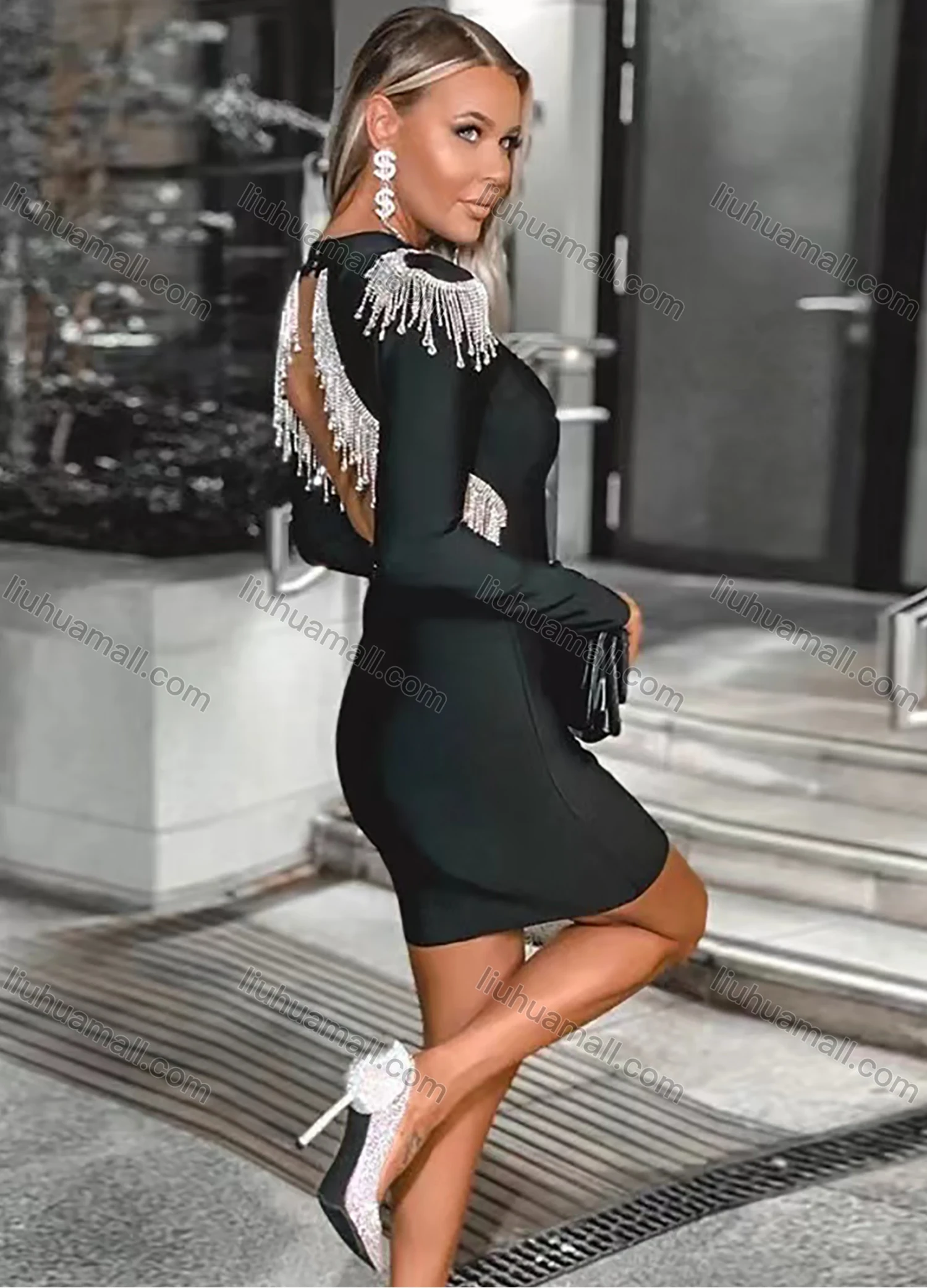 Wholesale Women's Fashion Long Sleeve Mock Neck Backless Fringe Drill Chain Elastic Cocktail Party Dress - Liuhuamall