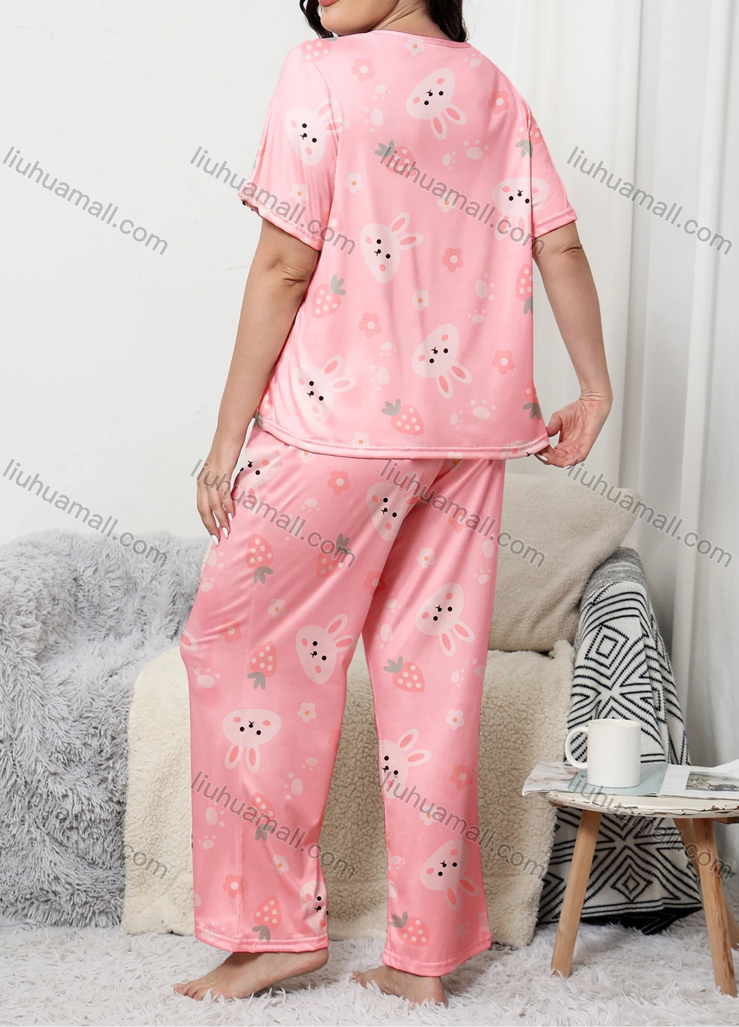 Wholesale Women's Lounge Milk Silk Strawberry Animal Print Short Sleeve T-shirt & Pant Pajamas Sets DM02304# - Liuhuamall