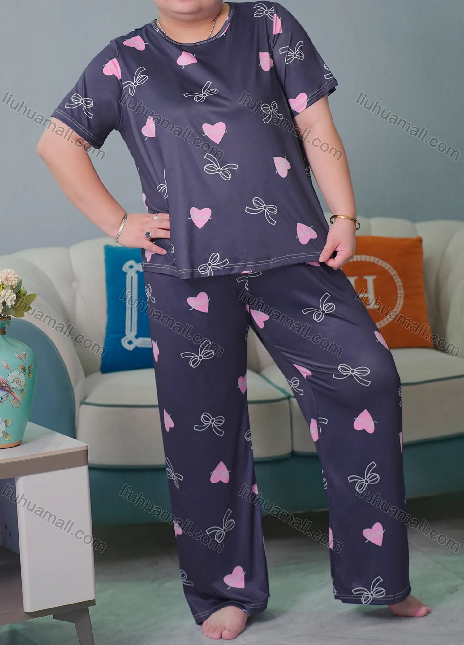 Wholesale Women's Lounge Milk Silk Heart Bowknot Print Short Sleeve T-shirt & Pant Pajamas Sets DM02304-01# - Liuhuamall