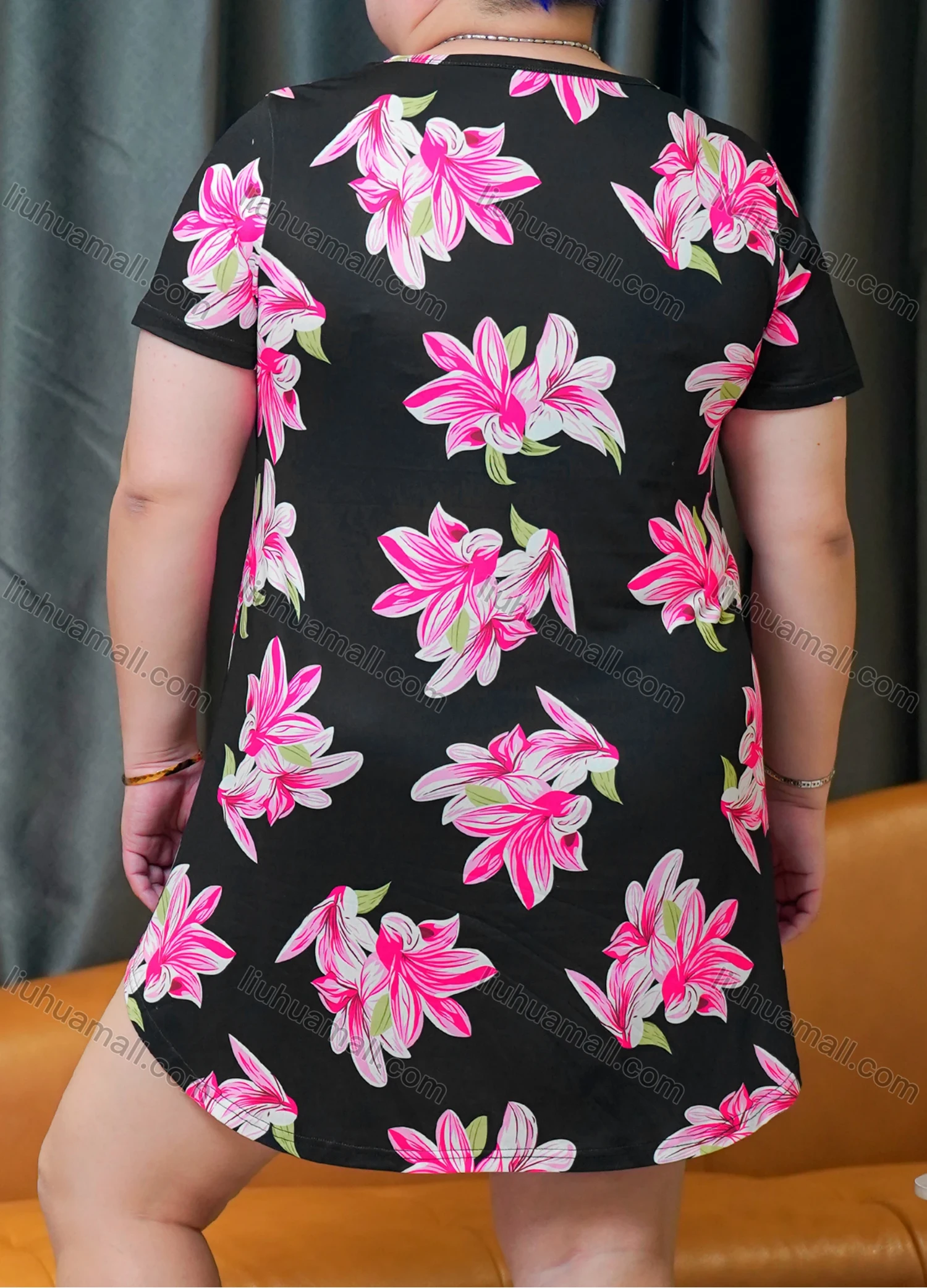 Wholesale Women's Milk Silk Floral Print Curved Hem Round Neck Short Sleeve Lounge Nightdress DM1302-02# - Liuhuamall