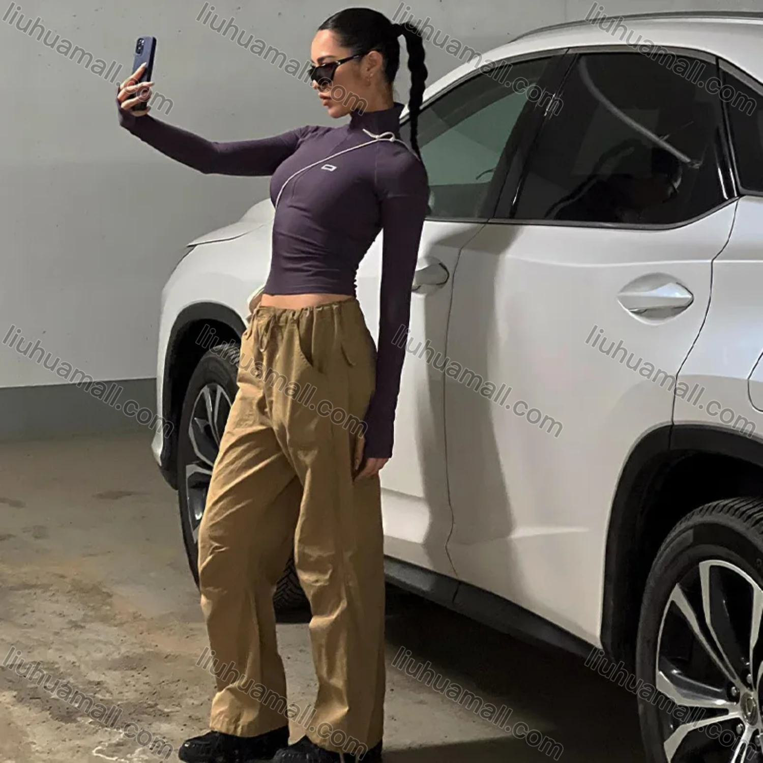 Wholesale Women's Sports Plain Quarter Zip Bodycon Crop Top - Liuhuamall