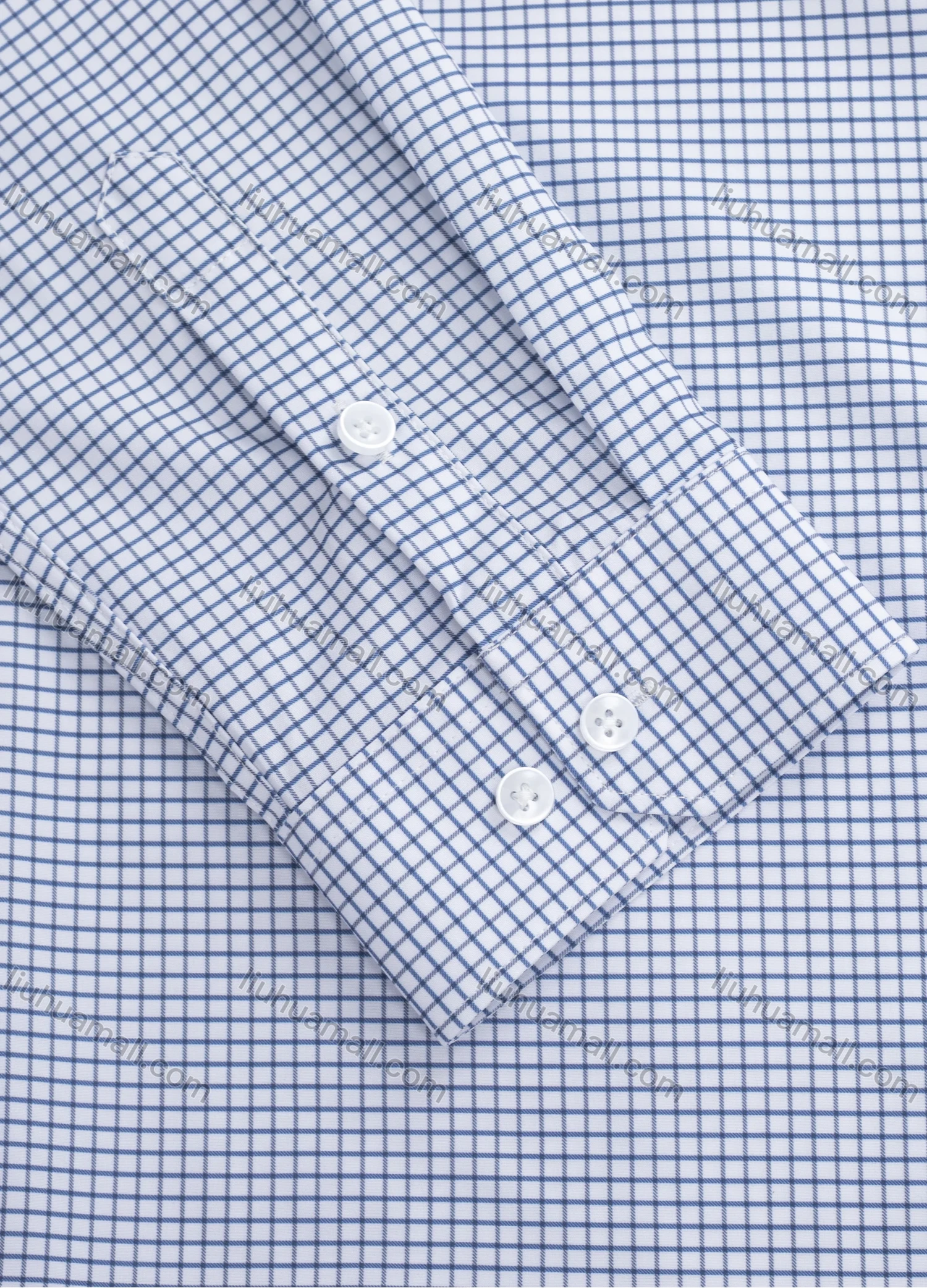 Wholesale Men's Casual Collared Plaid Print Patch Pocket Button Down Curved Hem Long Sleeve Shirt - Liuhuamall