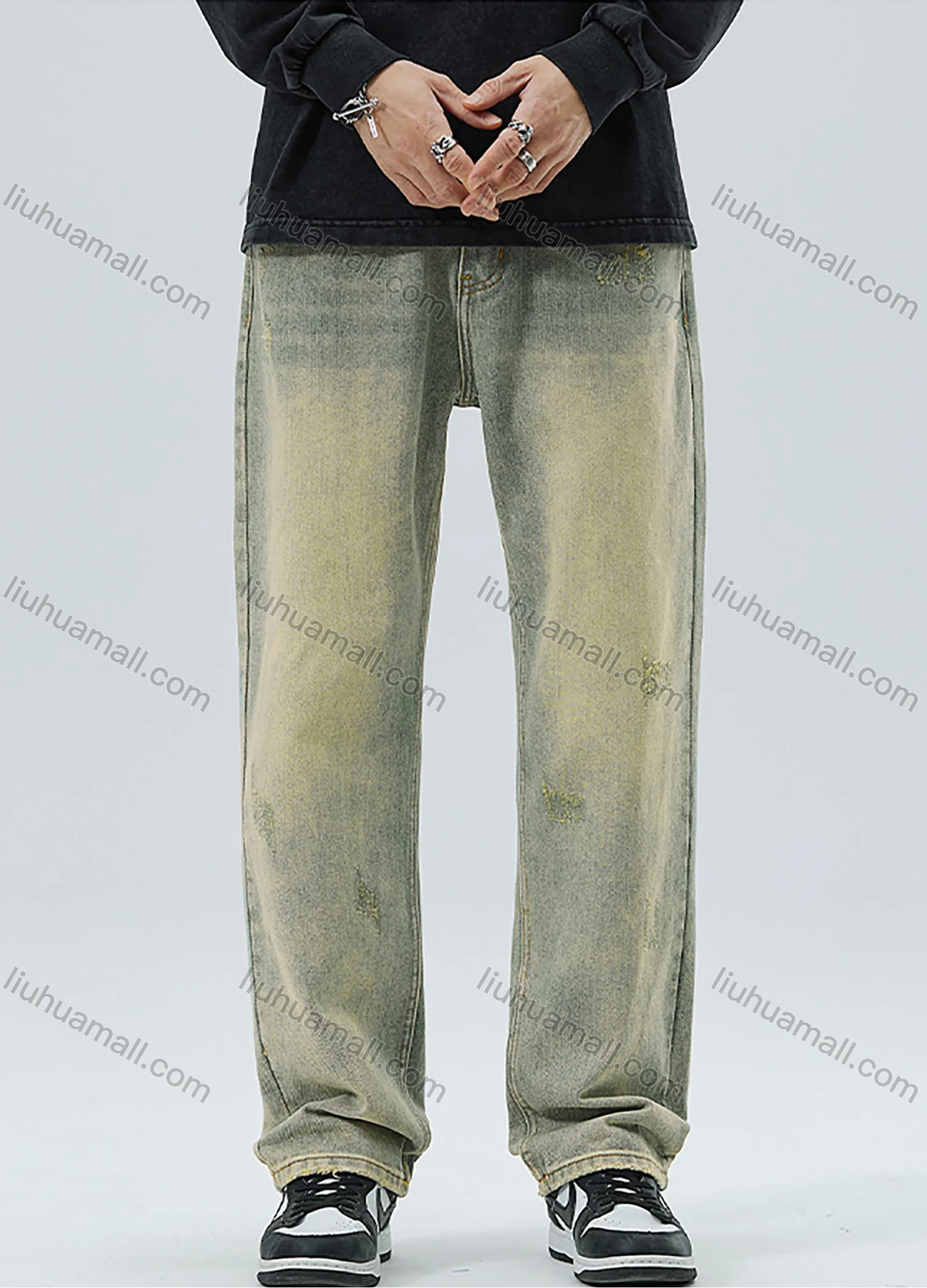 Wholesale Men's Vintage Fashion Plain Patch Pocket Washed Distressed Ripped Straight Leg Jeans - Liuhuamall