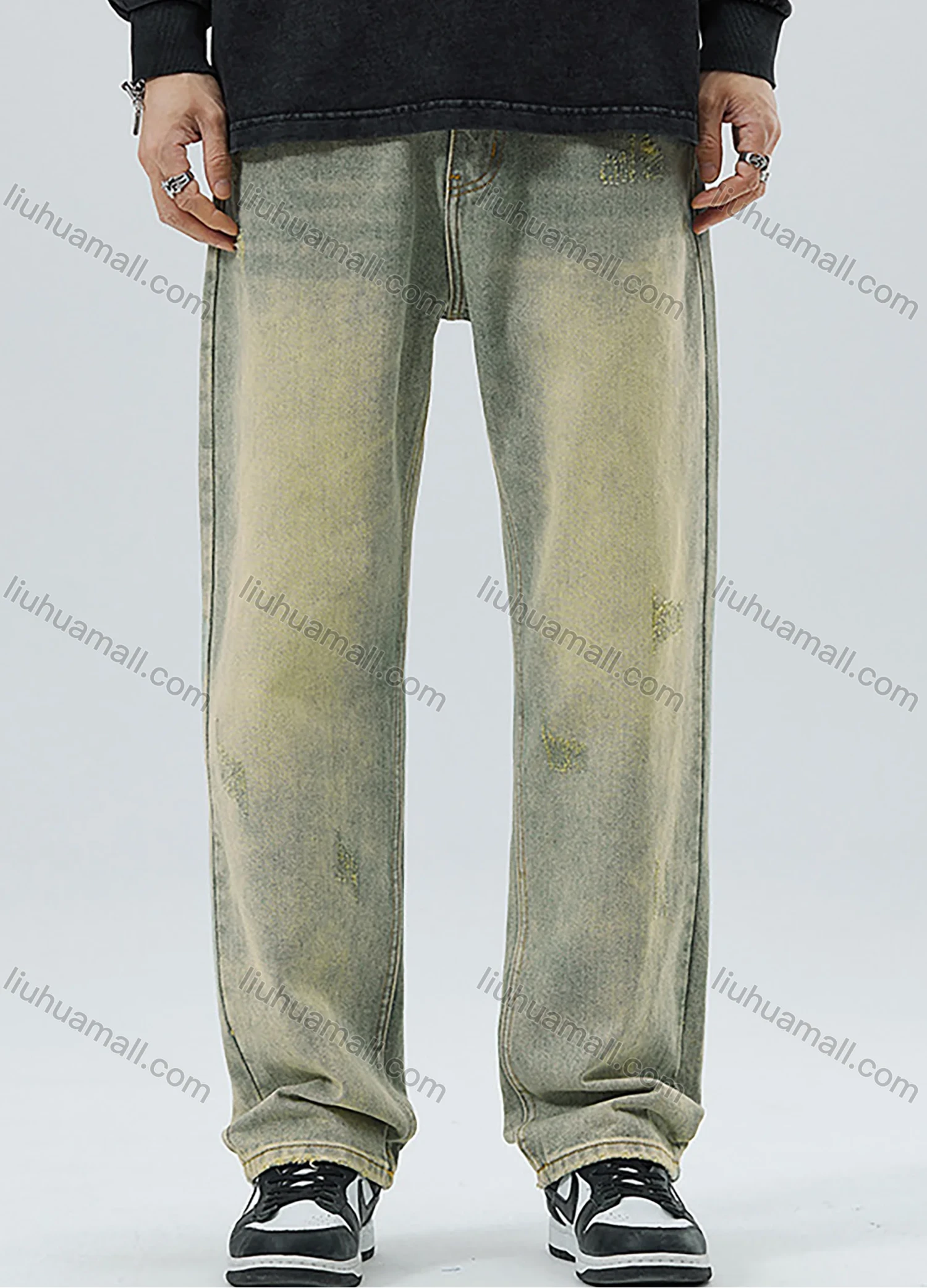 Wholesale Men's Vintage Fashion Plain Patch Pocket Washed Distressed Ripped Straight Leg Jeans - Liuhuamall