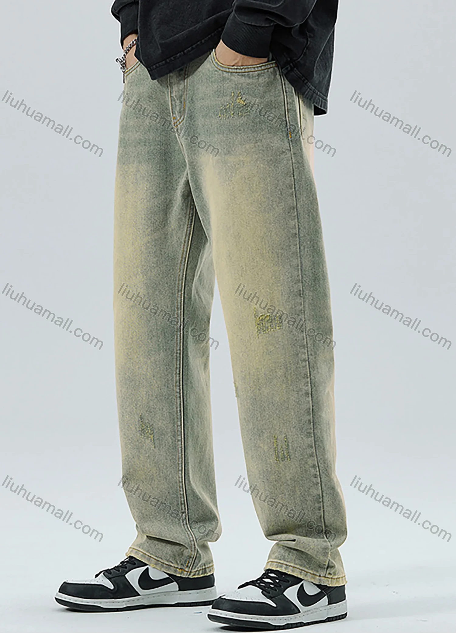 Wholesale Men's Vintage Fashion Plain Patch Pocket Washed Distressed Ripped Straight Leg Jeans - Liuhuamall