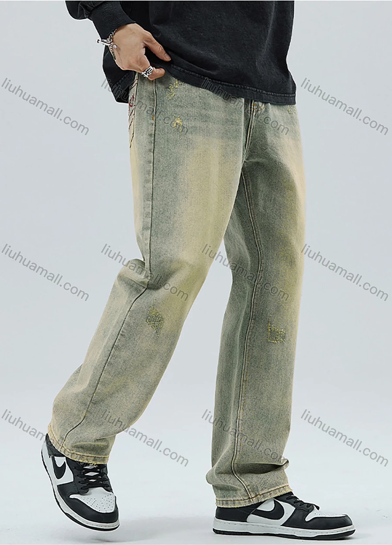 Wholesale Men's Vintage Fashion Plain Patch Pocket Washed Distressed Ripped Straight Leg Jeans - Liuhuamall