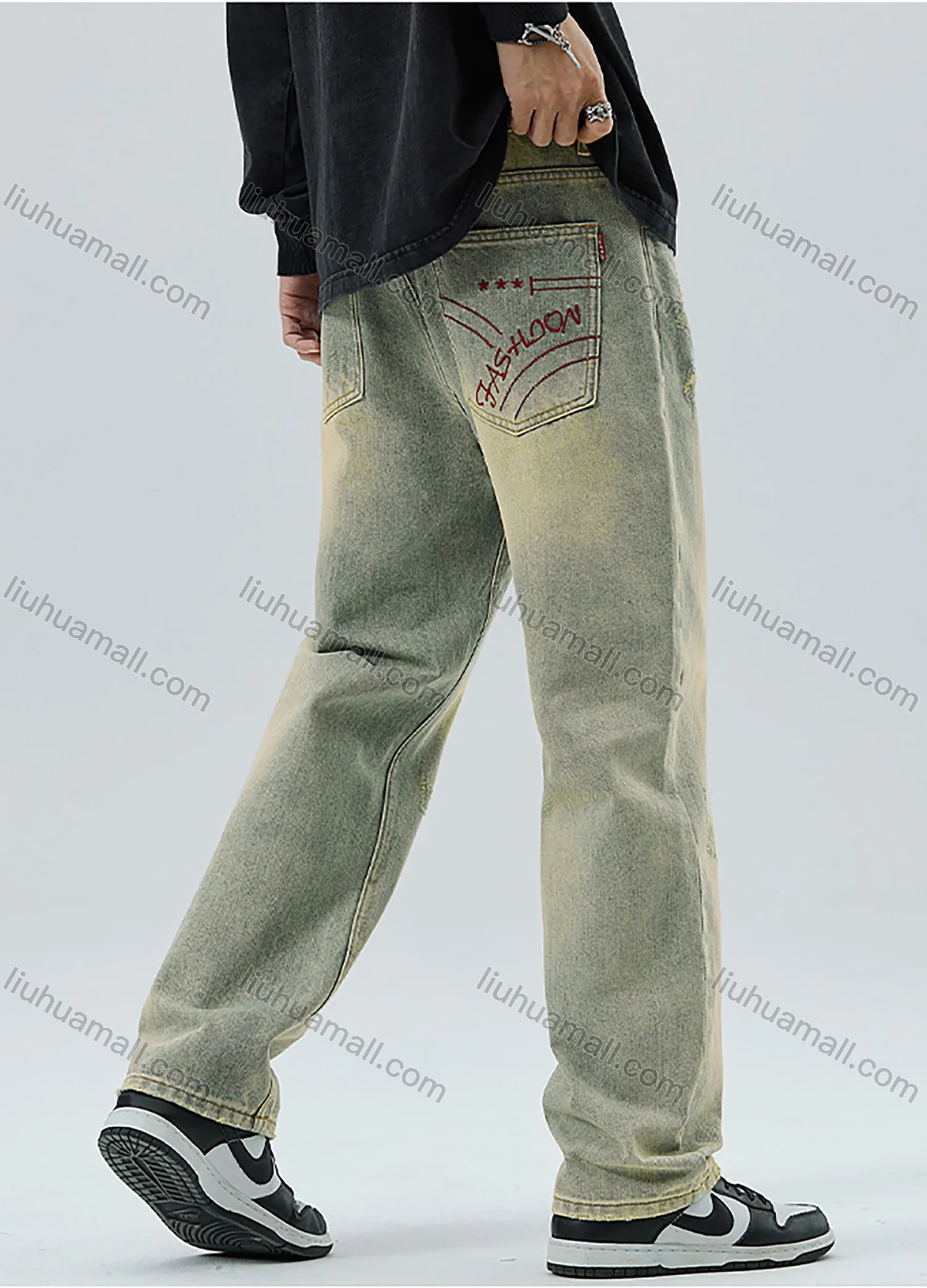 Wholesale Men's Vintage Fashion Plain Patch Pocket Washed Distressed Ripped Straight Leg Jeans - Liuhuamall