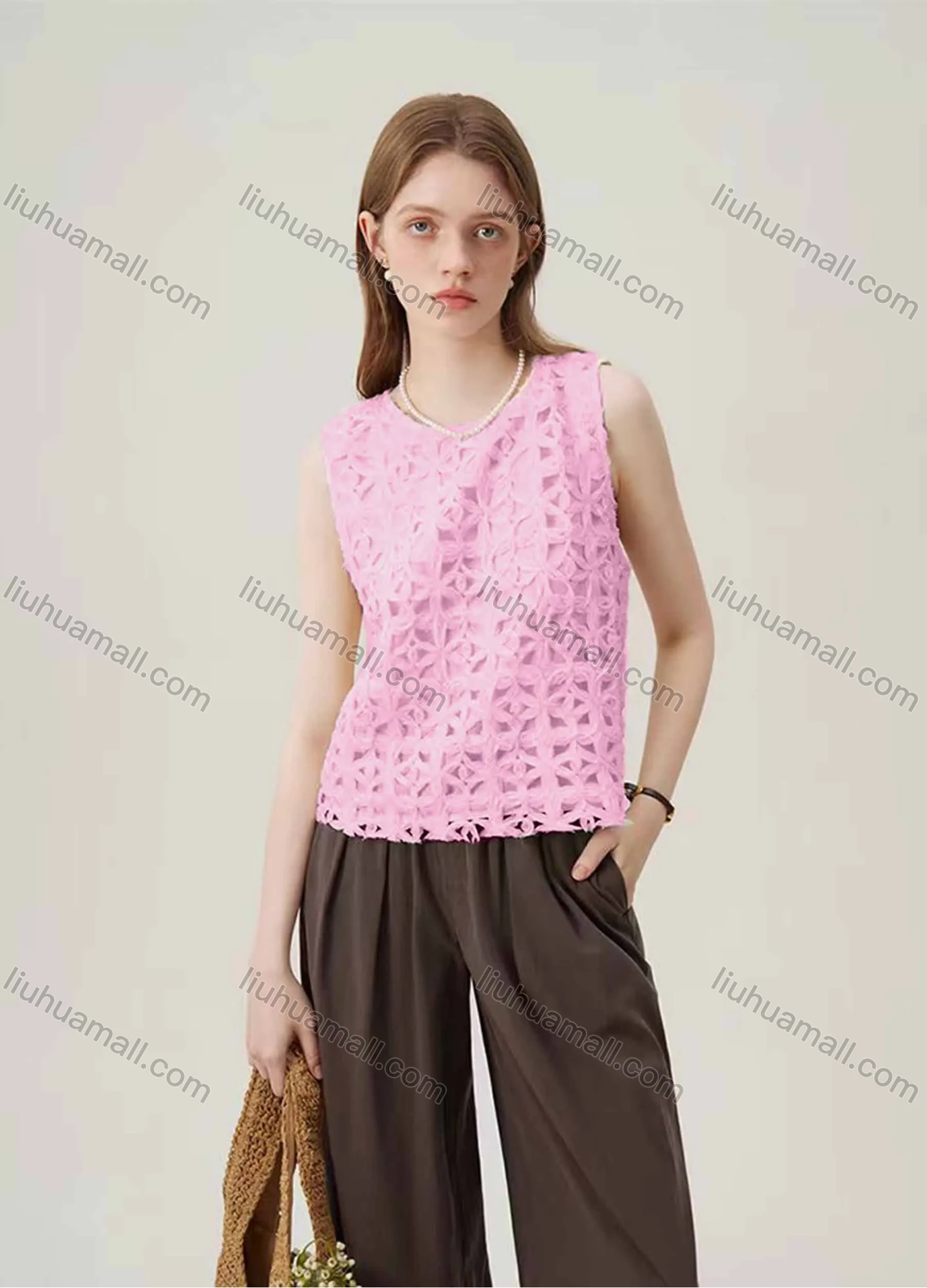 Wholesale Women's Casual Round Neck Sleeveless Plain Appliques Tank Top - Liuhuamall