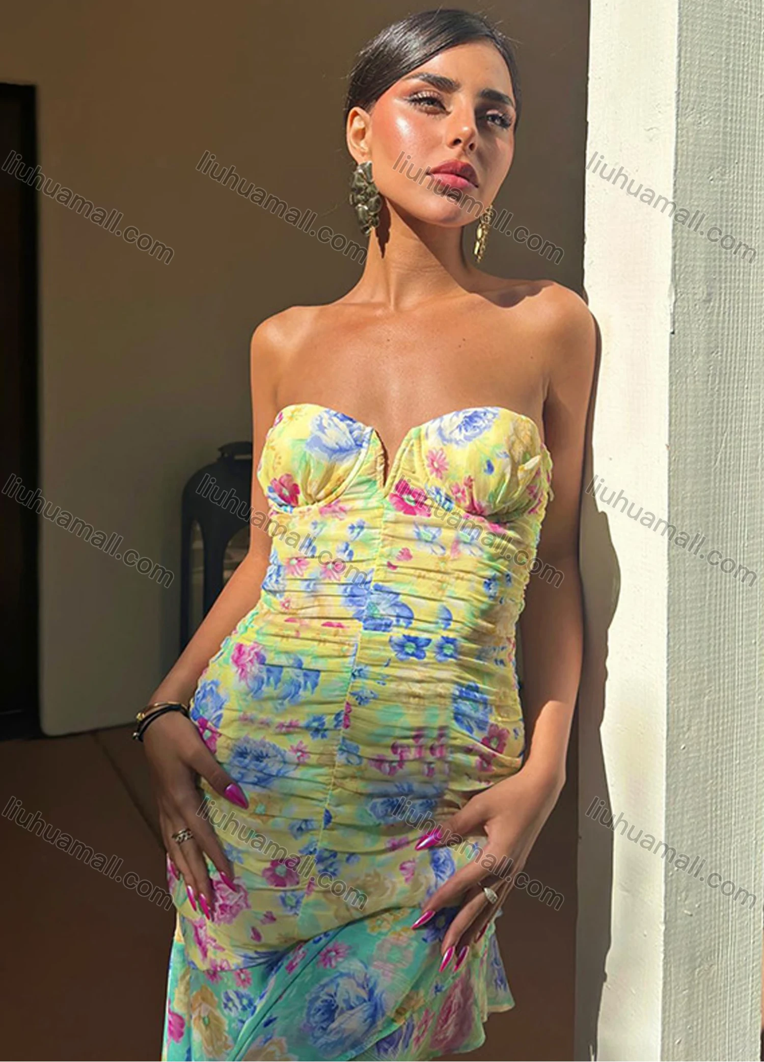 Wholesale Women's Casual Strapless Floral Print Asymmetrical Hem Ruched Ruffle Trim Maxi Dress - Liuhuamall