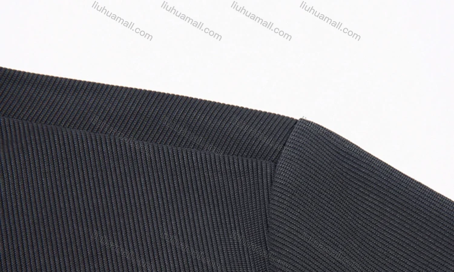 Wholesale Men's Basics Crew Neck Short Sleeve Plain Breathable T-shirts 81176# - Liuhuamall