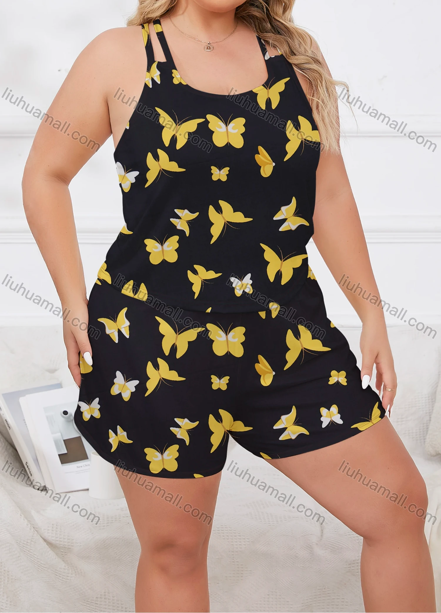 Wholesale Women's Lounge Milk Silk Butterfly Print Double Spaghetti Straps Cami Tops & Shorts Pajamas Sets DM2206-01# - Liuhuamall