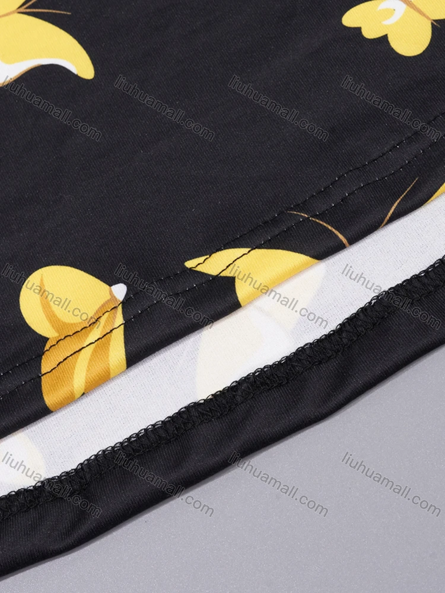 Wholesale Women's Lounge Milk Silk Butterfly Print Double Spaghetti Straps Cami Tops & Shorts Pajamas Sets DM2206-01# - Liuhuamall